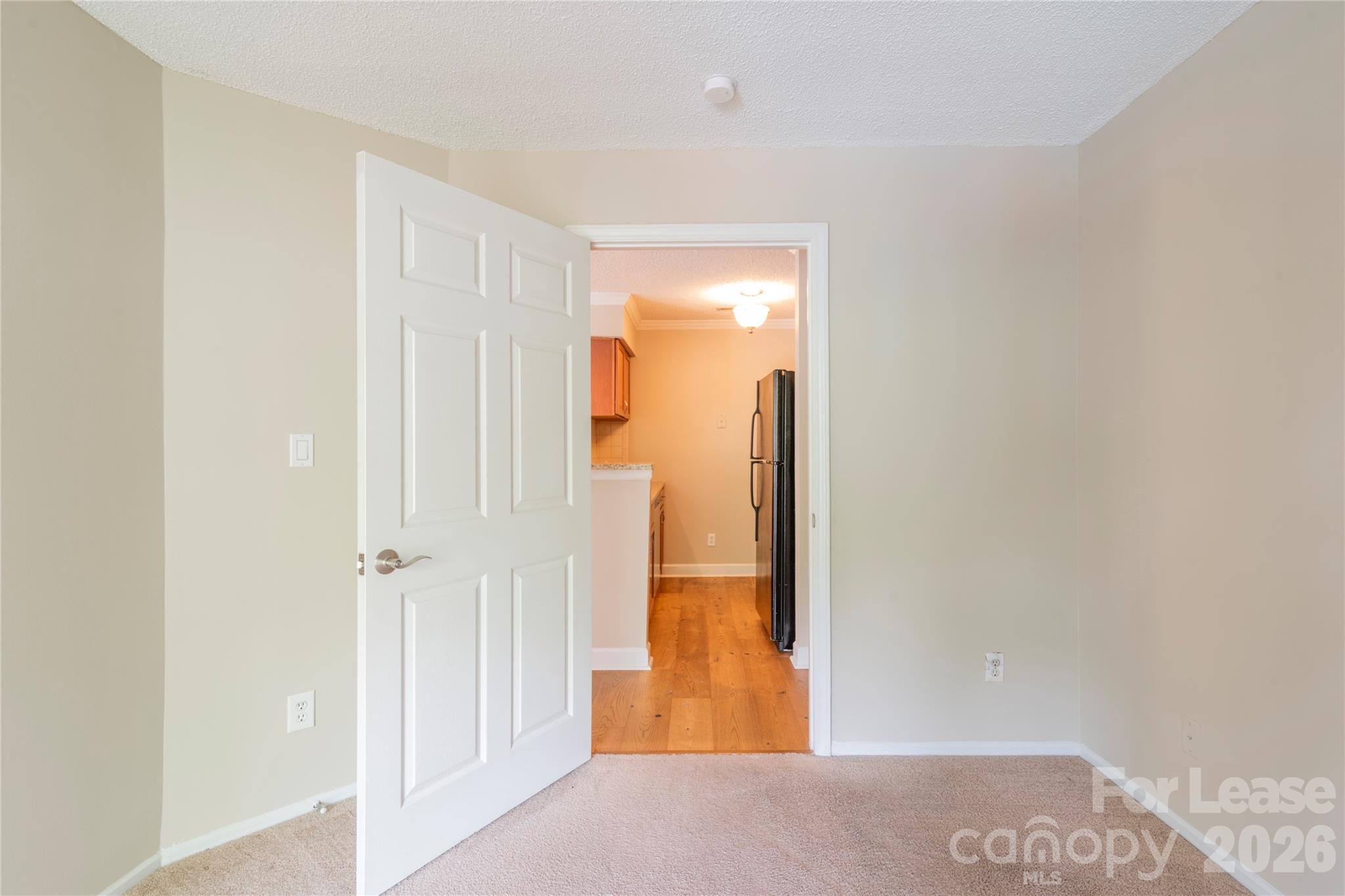 2516 Cranbrook Lane 11 Property Photo 20