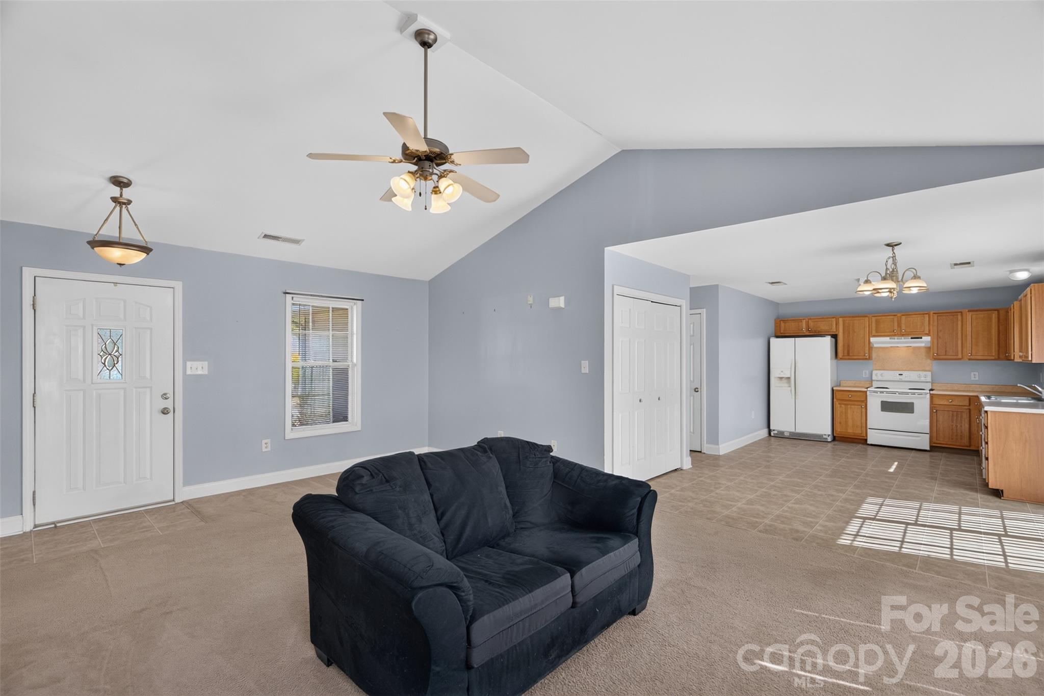 2007 Stepping Stone Lane Property Photo 3