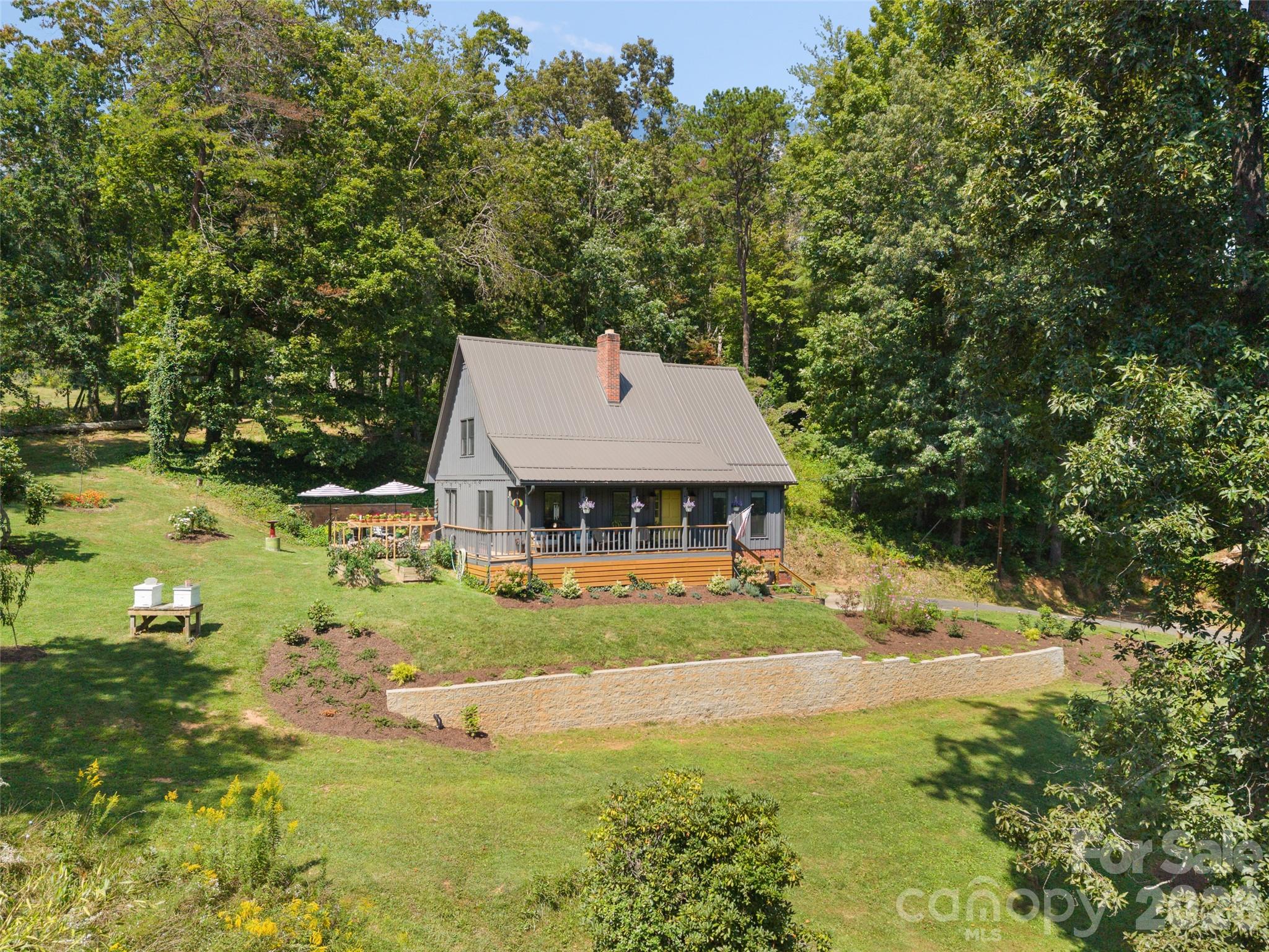 641 Scruggs Circle Property Photo 3