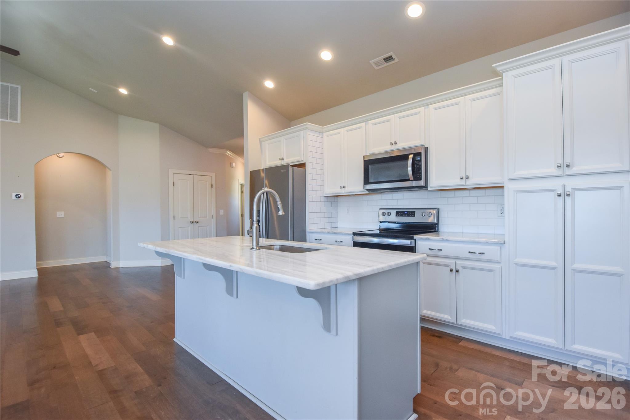 148 Greythorn Drive Property Photo 9