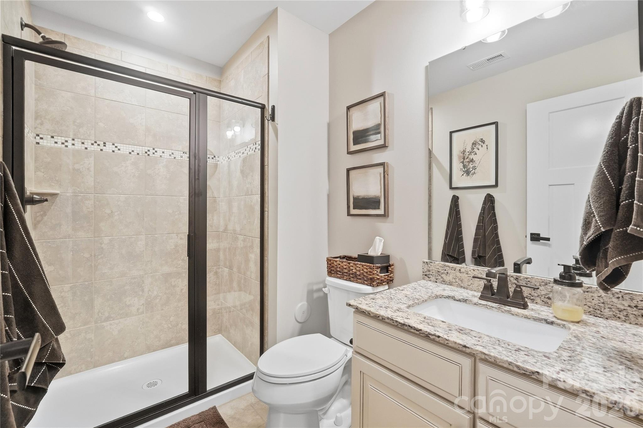 912 Manorwood Drive Property Photo 18