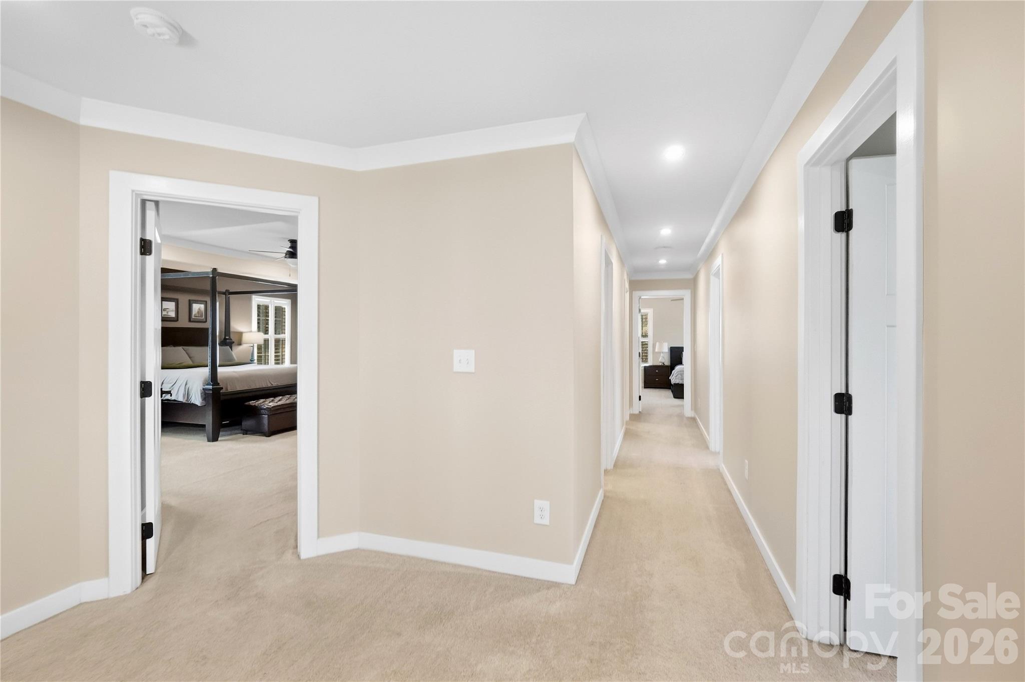 912 Manorwood Drive Property Photo 20