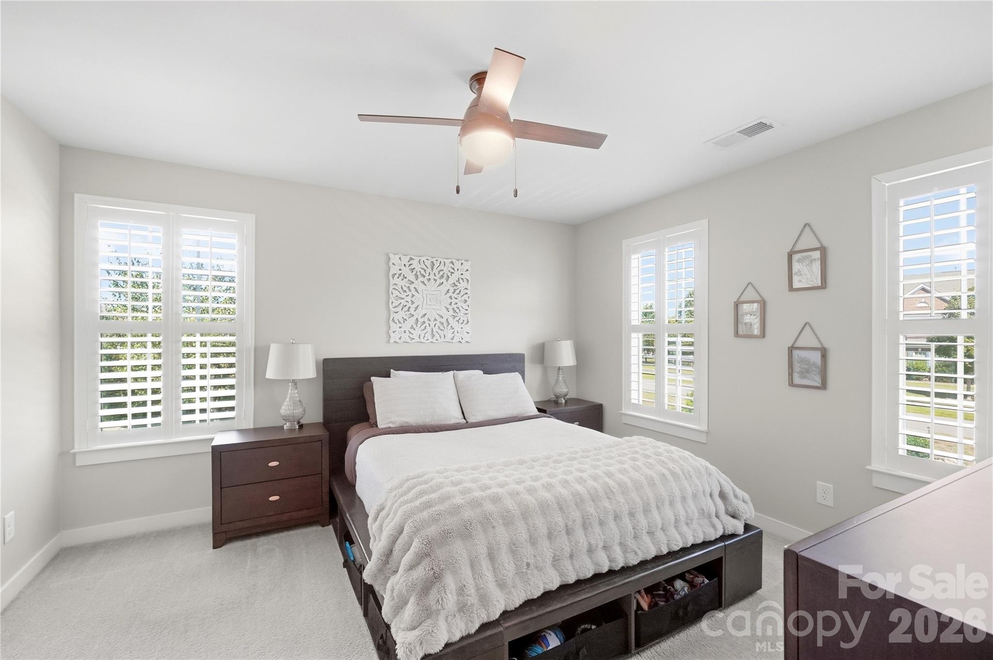 912 Manorwood Drive Property Photo 33