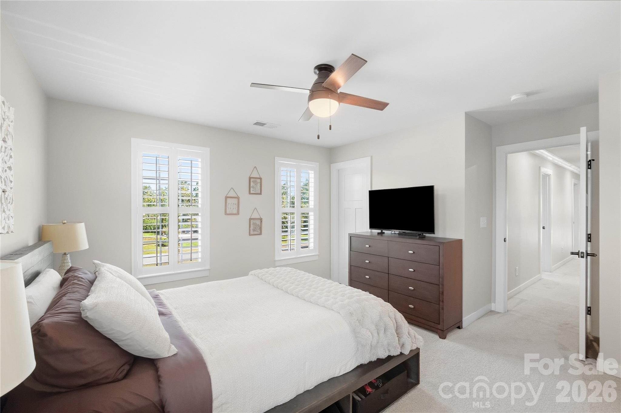 912 Manorwood Drive Property Photo 34