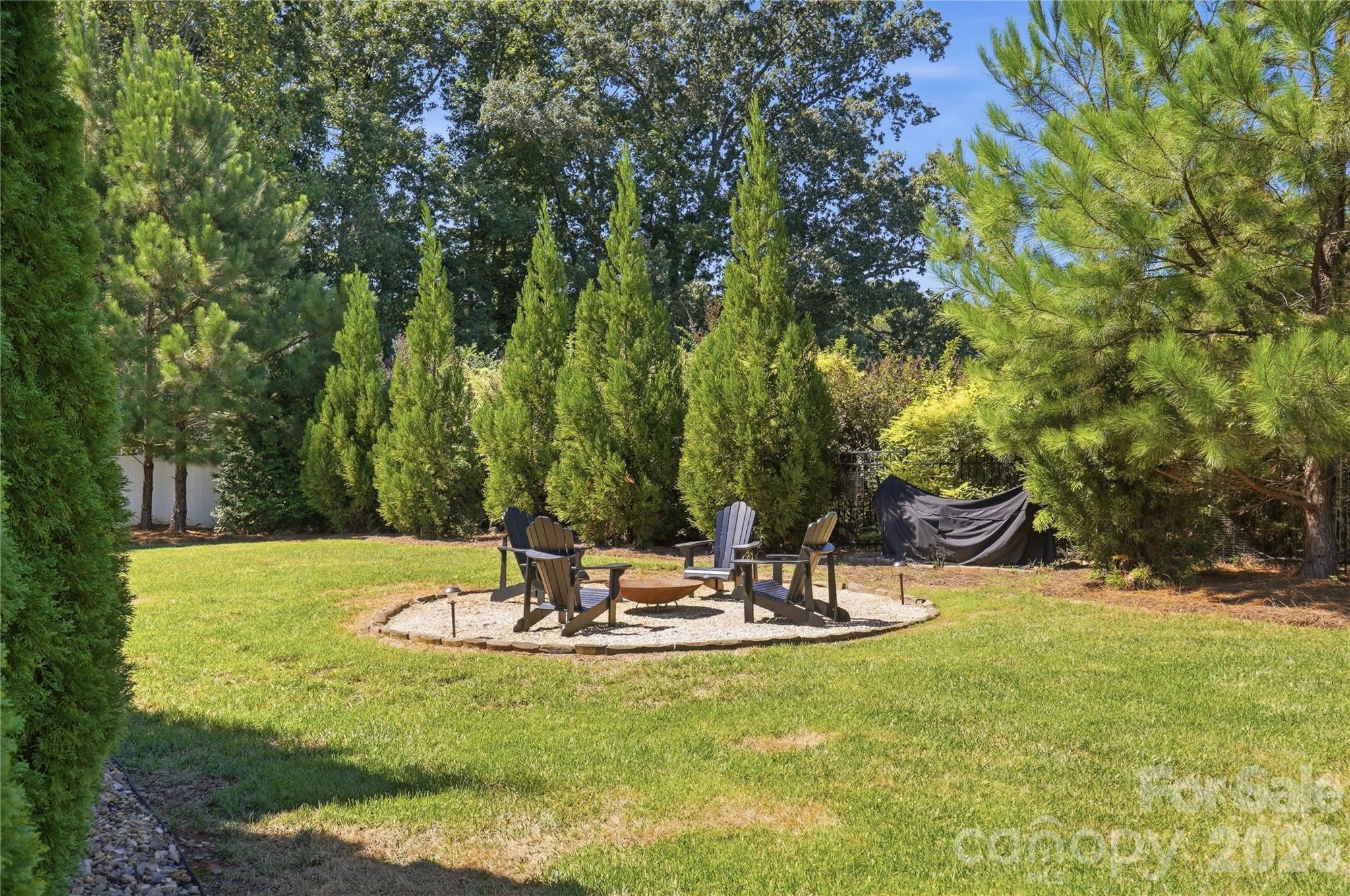 912 Manorwood Drive Property Photo 39