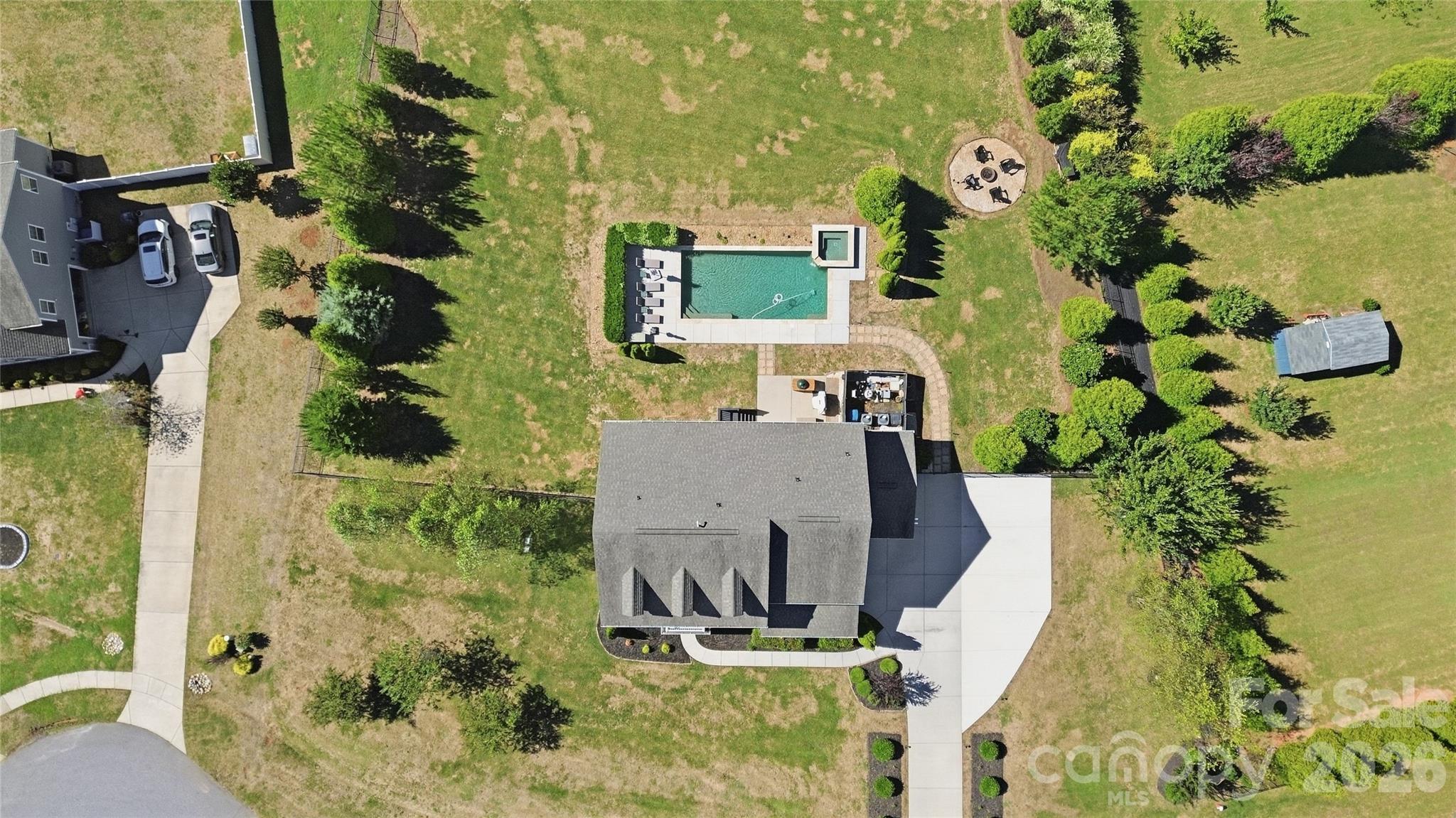 912 Manorwood Drive Property Photo 45
