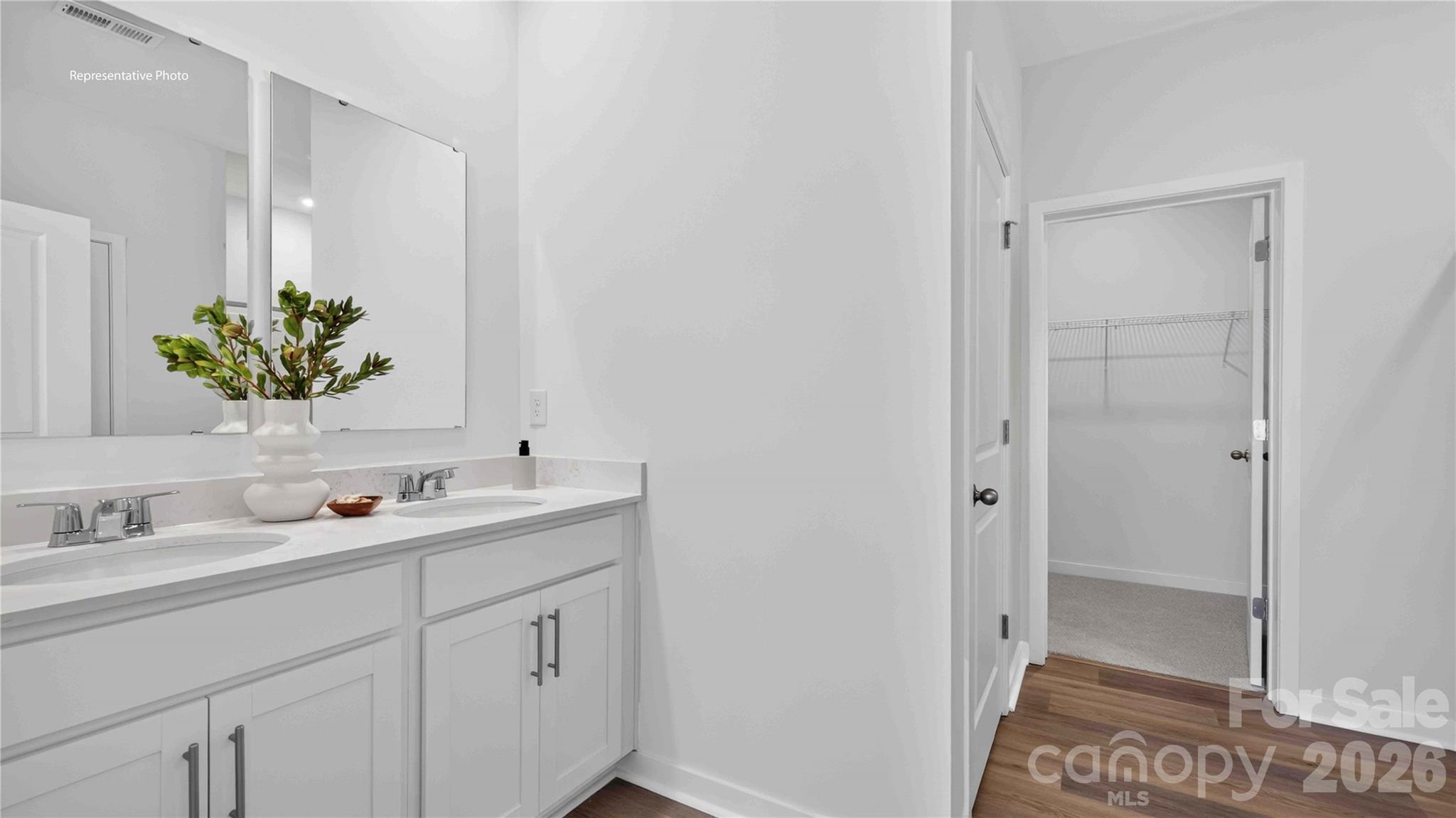 1013 Grace Valley Drive Property Photo 12