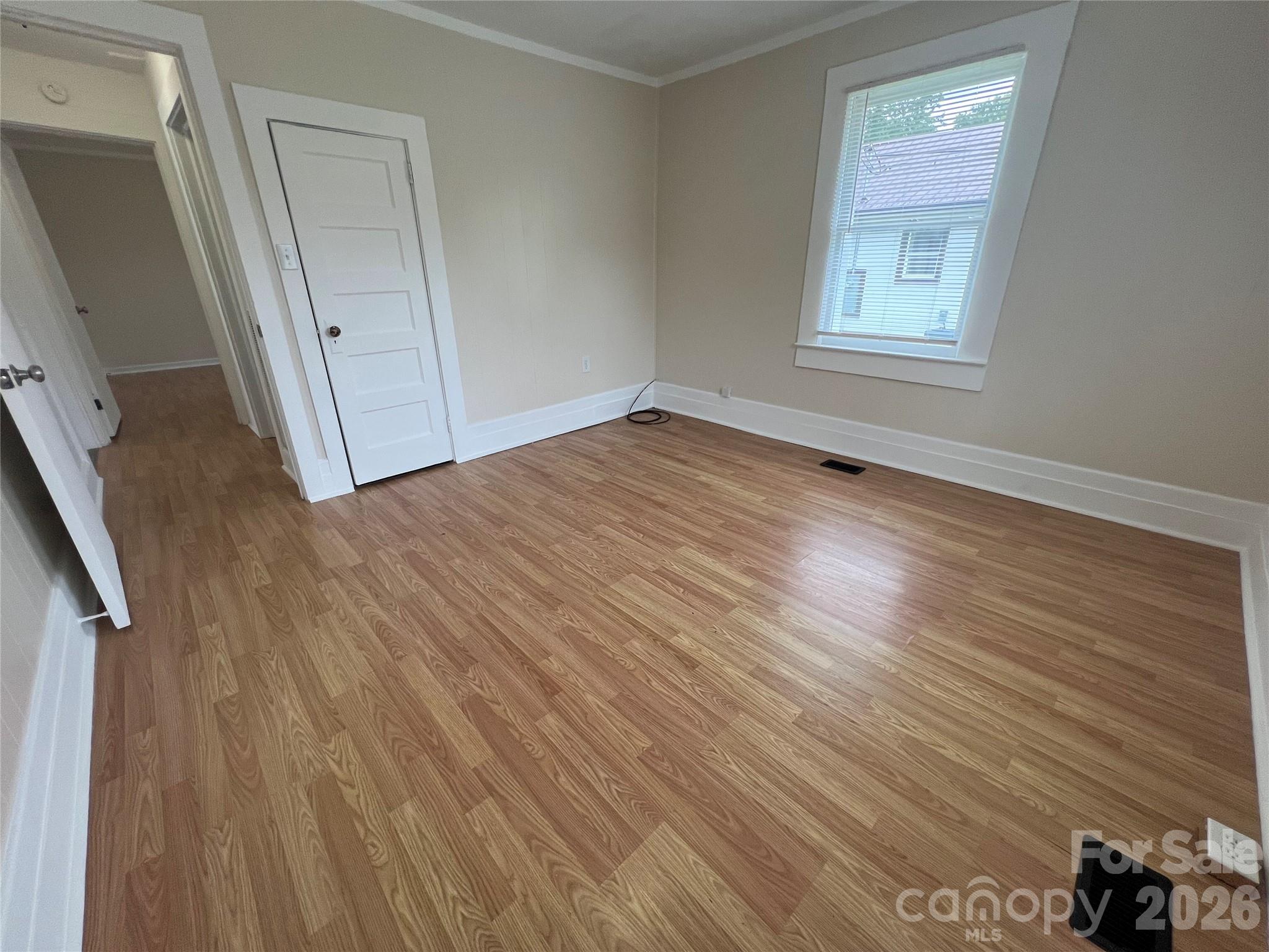 346 N Cleghorn Street Property Photo 17
