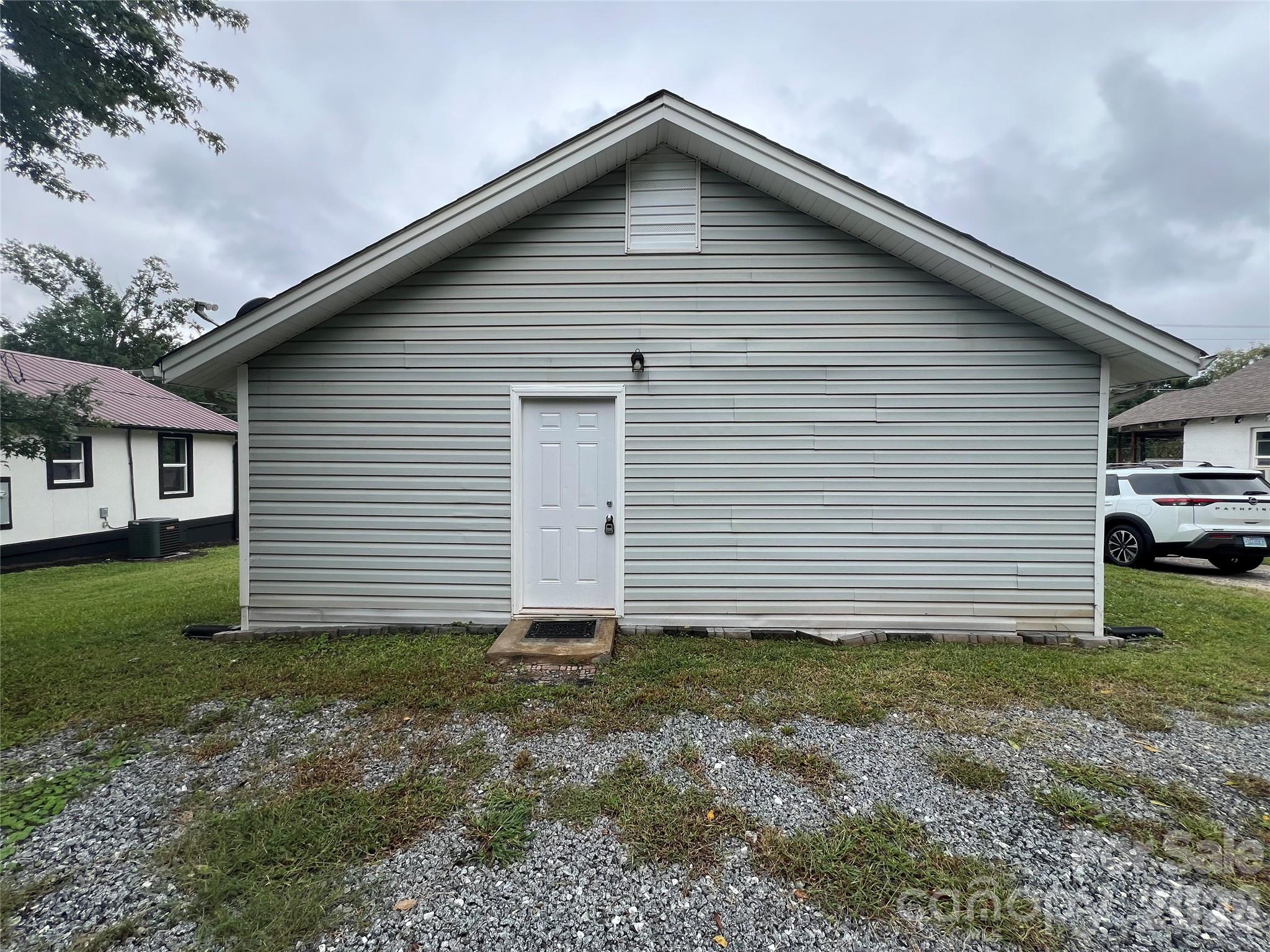 346 N Cleghorn Street Property Photo 22