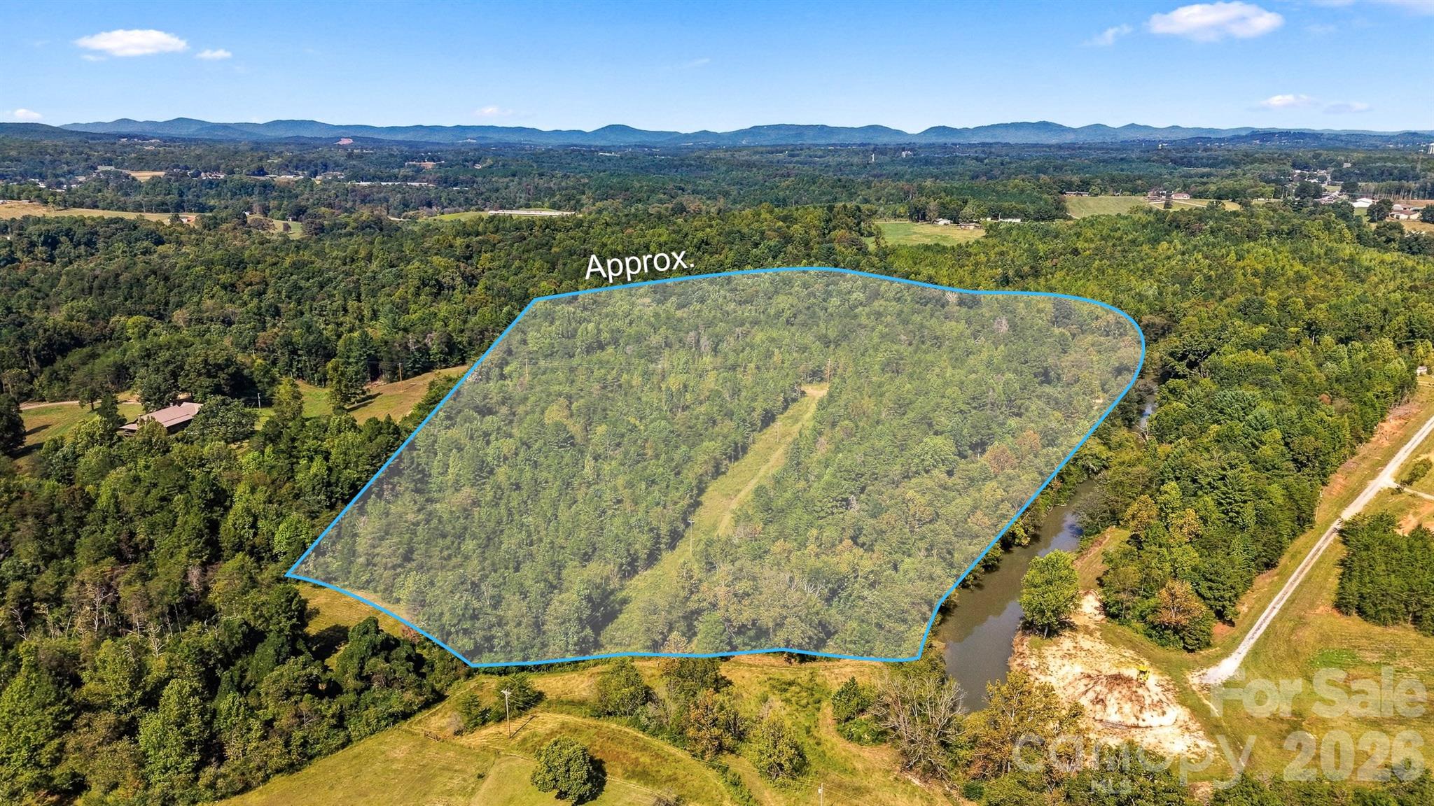 711 Pine Cove Road Property Photo 2