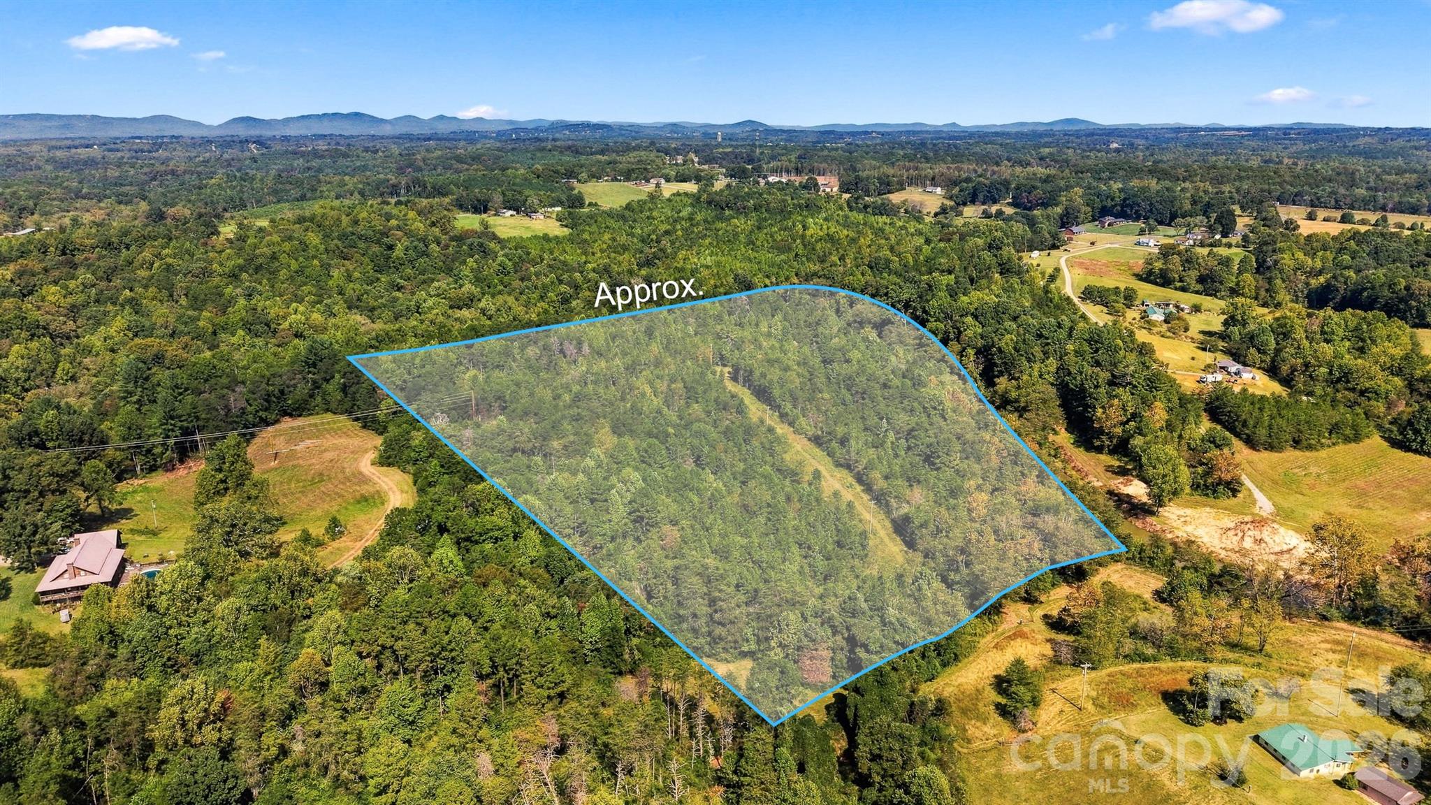 711 Pine Cove Road Property Photo 4