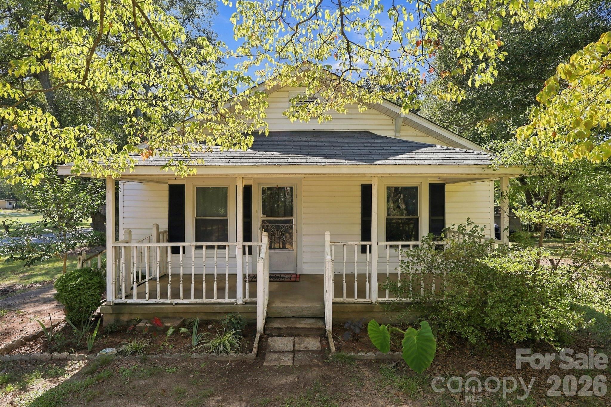 597 Boss Moore Road Property Photo 1
