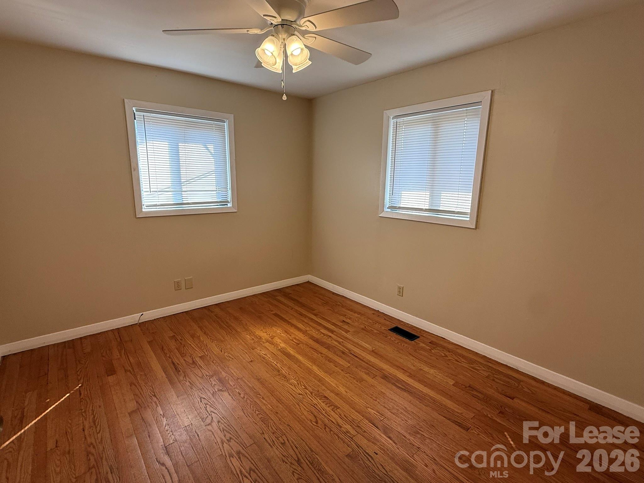 411 E K Street Property Photo 5