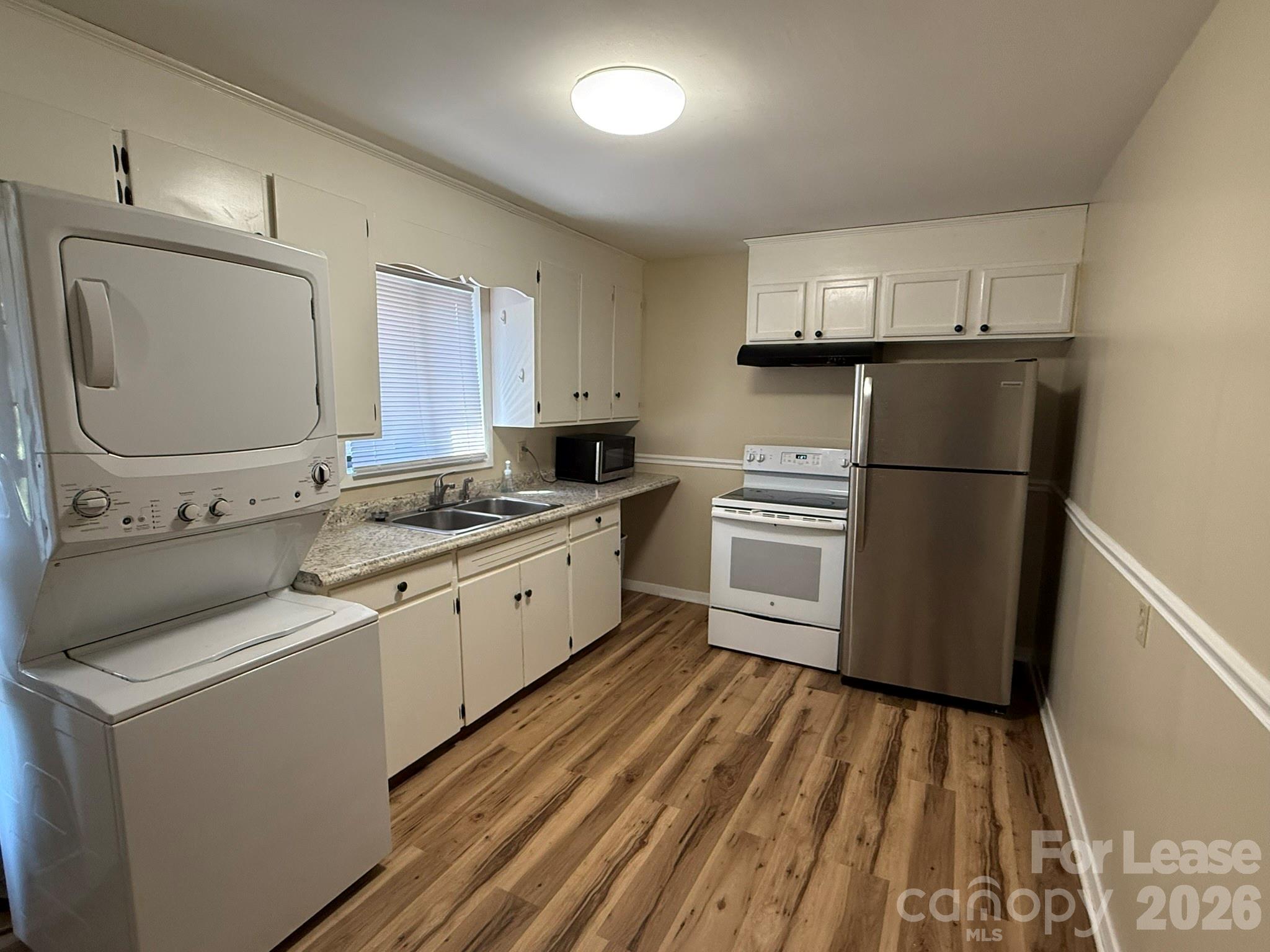 411 E K Street Property Photo 7