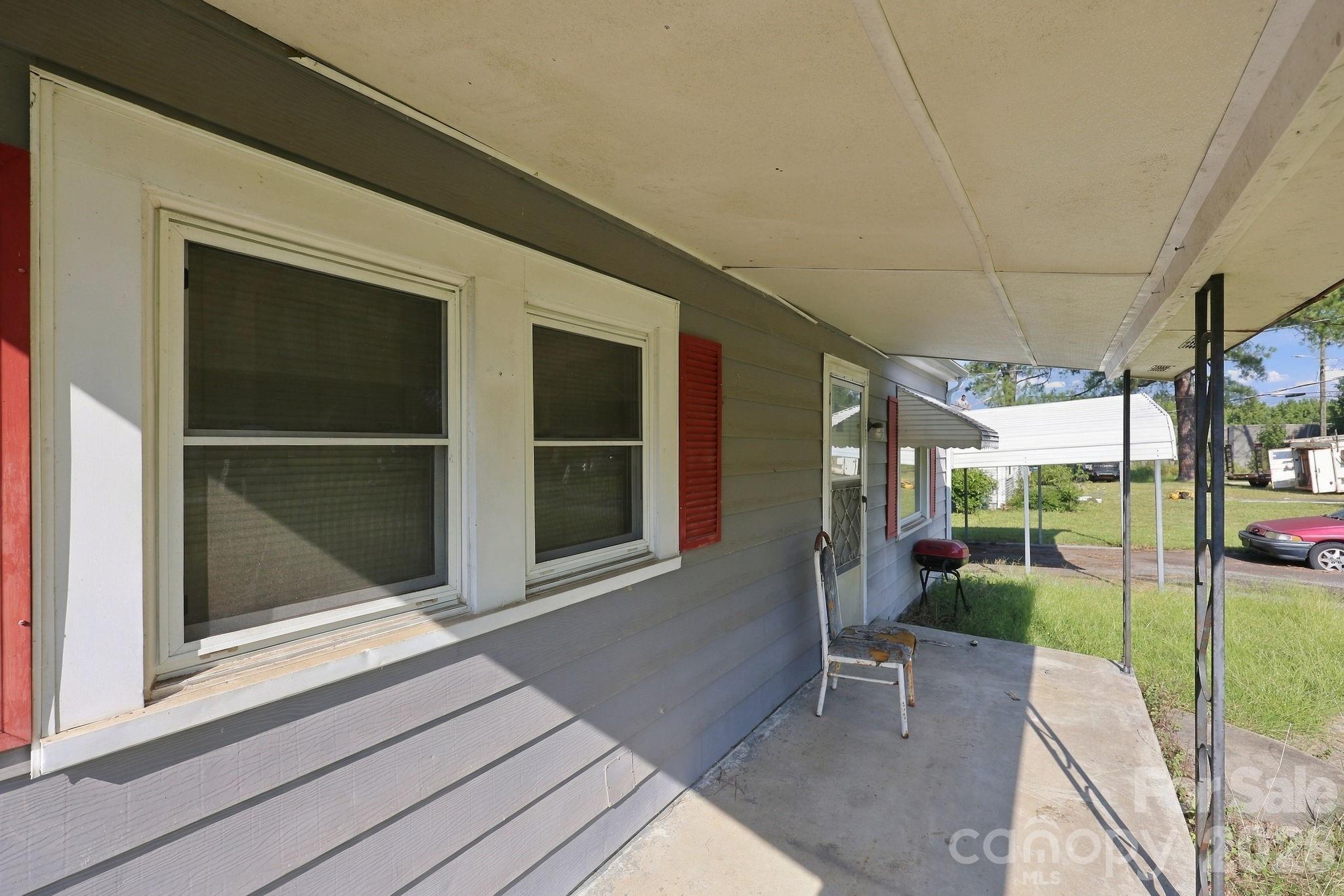 507 Fairbluff Avenue Property Photo 4