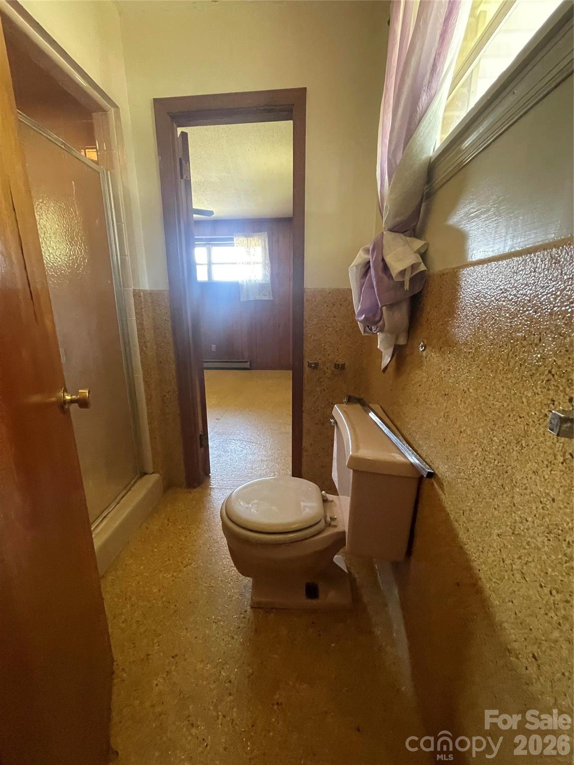 6345 Woodleaf Road Property Photo 13