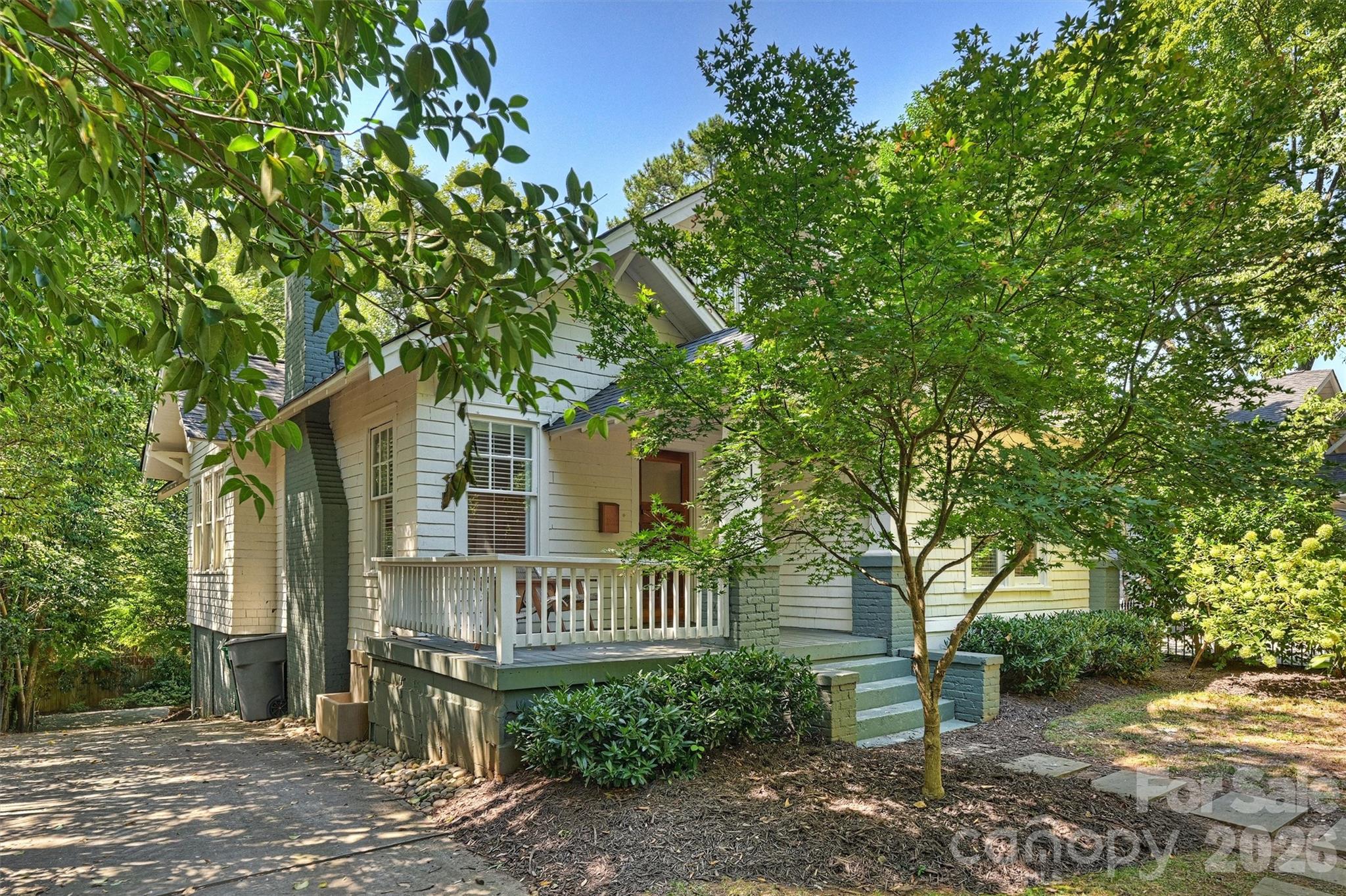 616 E Tremont Avenue Property Photo 2