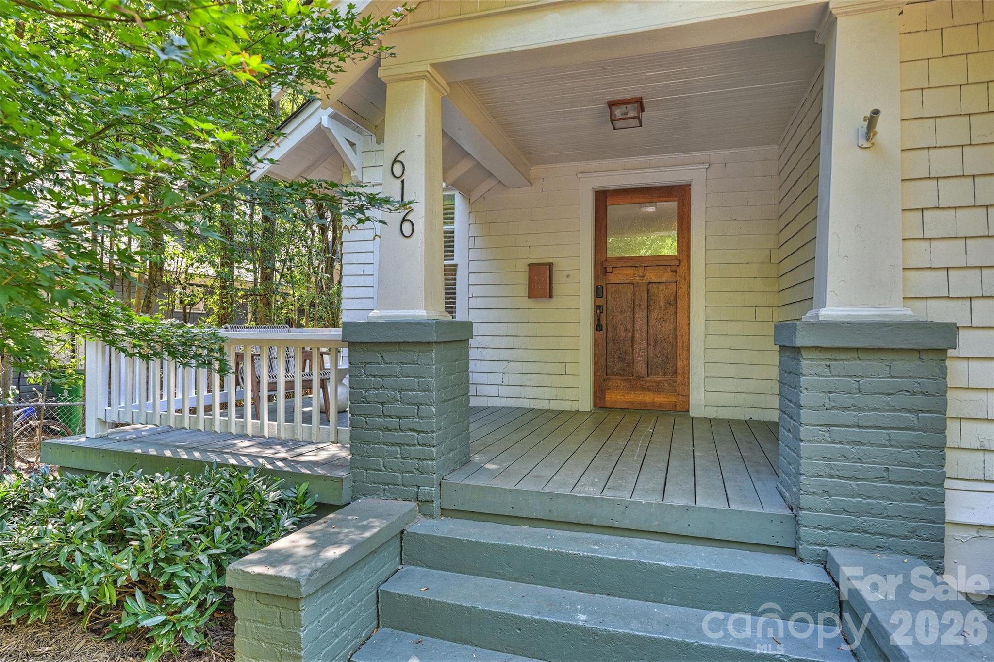 616 E Tremont Avenue Property Photo 3
