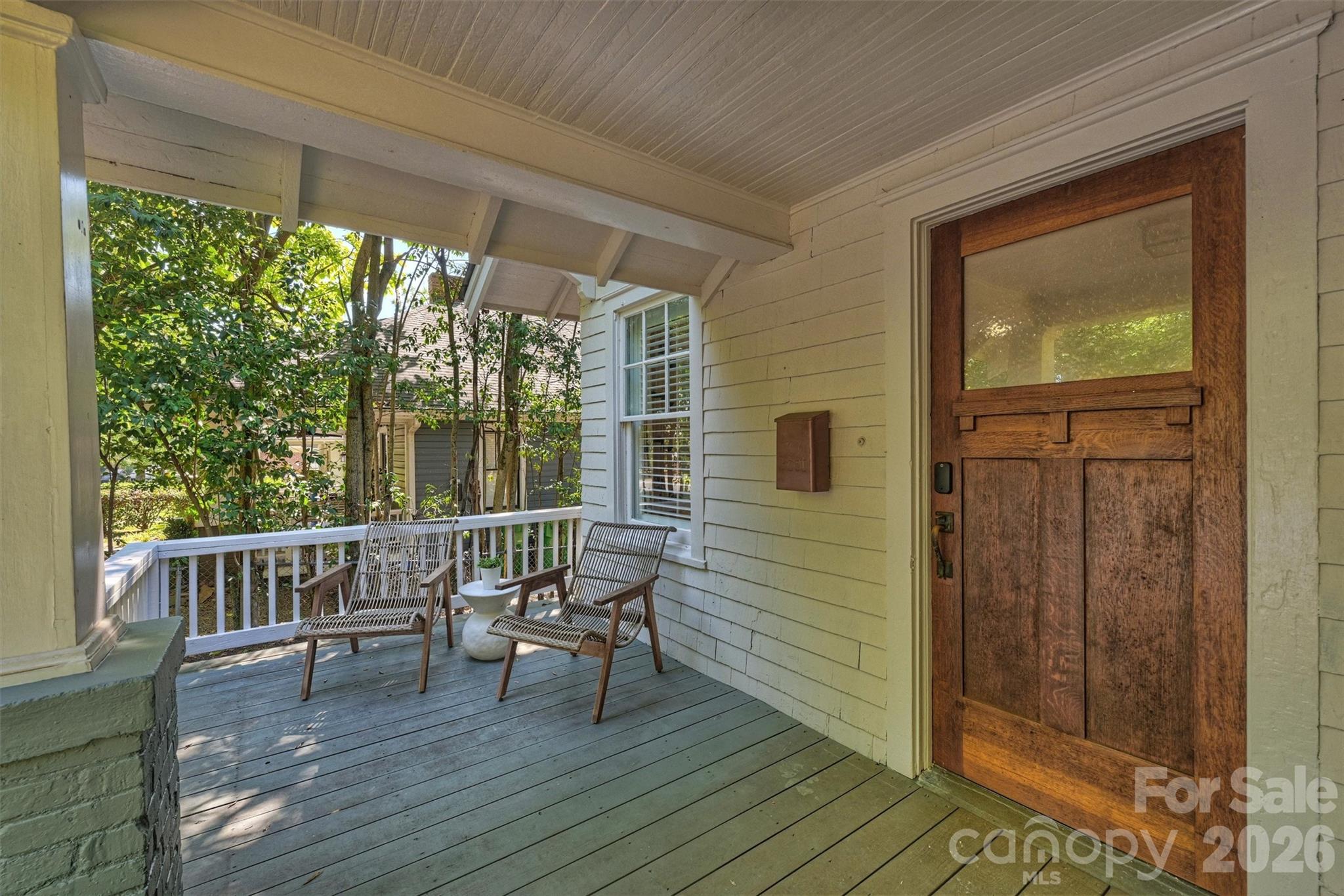 616 E Tremont Avenue Property Photo 4