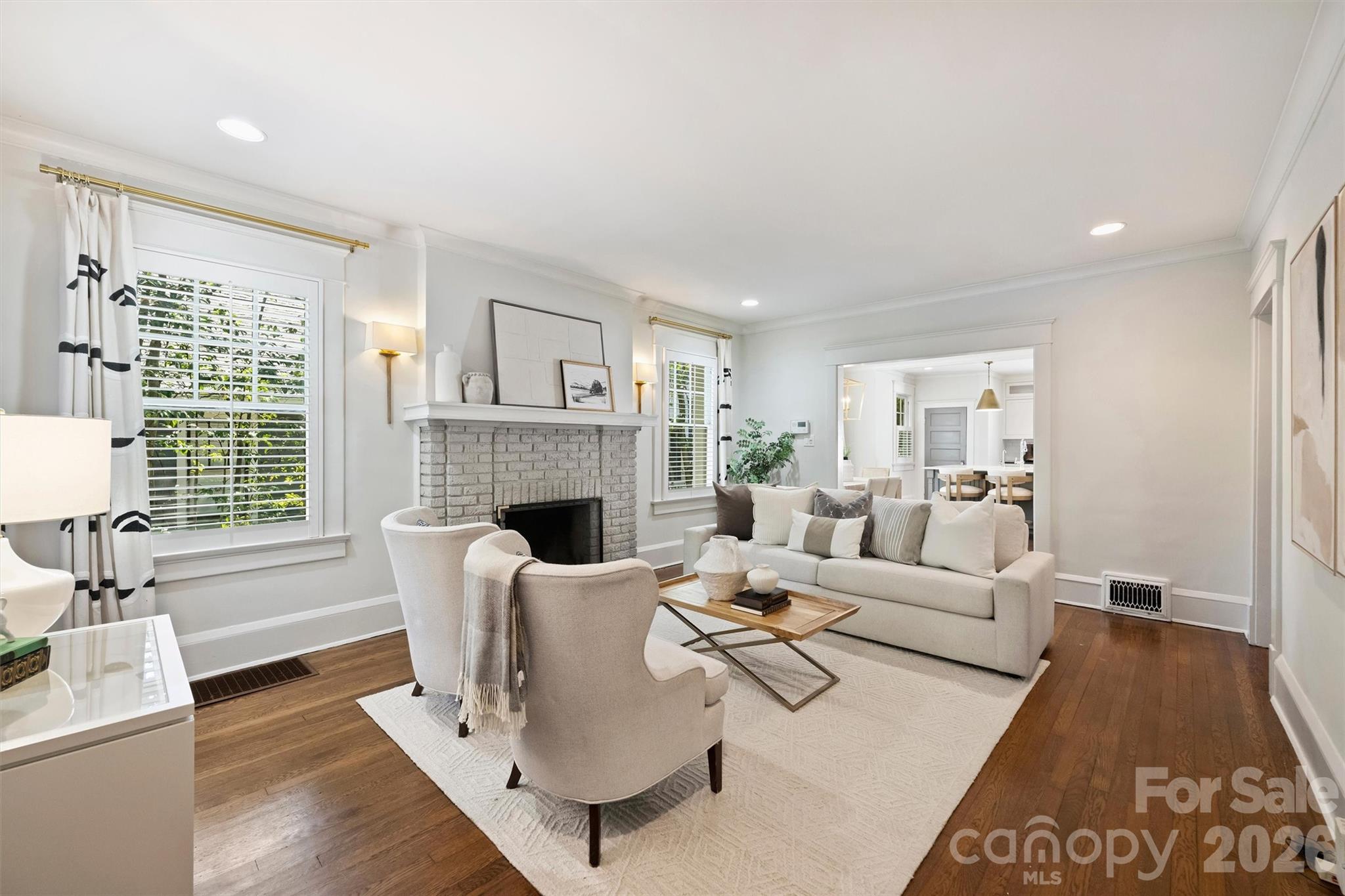 616 E Tremont Avenue Property Photo 6