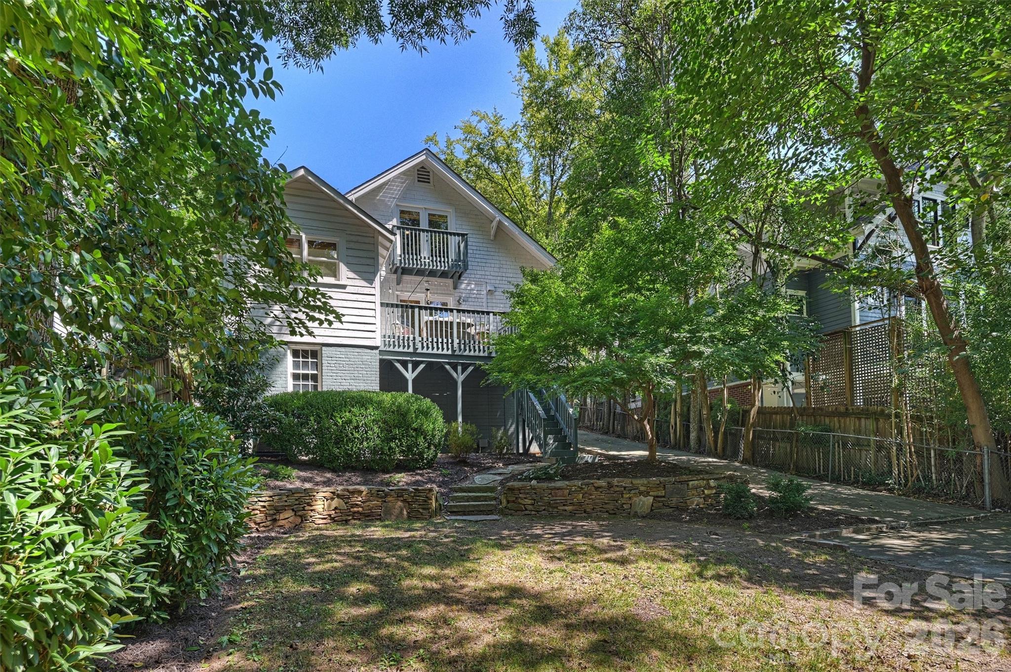 616 E Tremont Avenue Property Photo 40