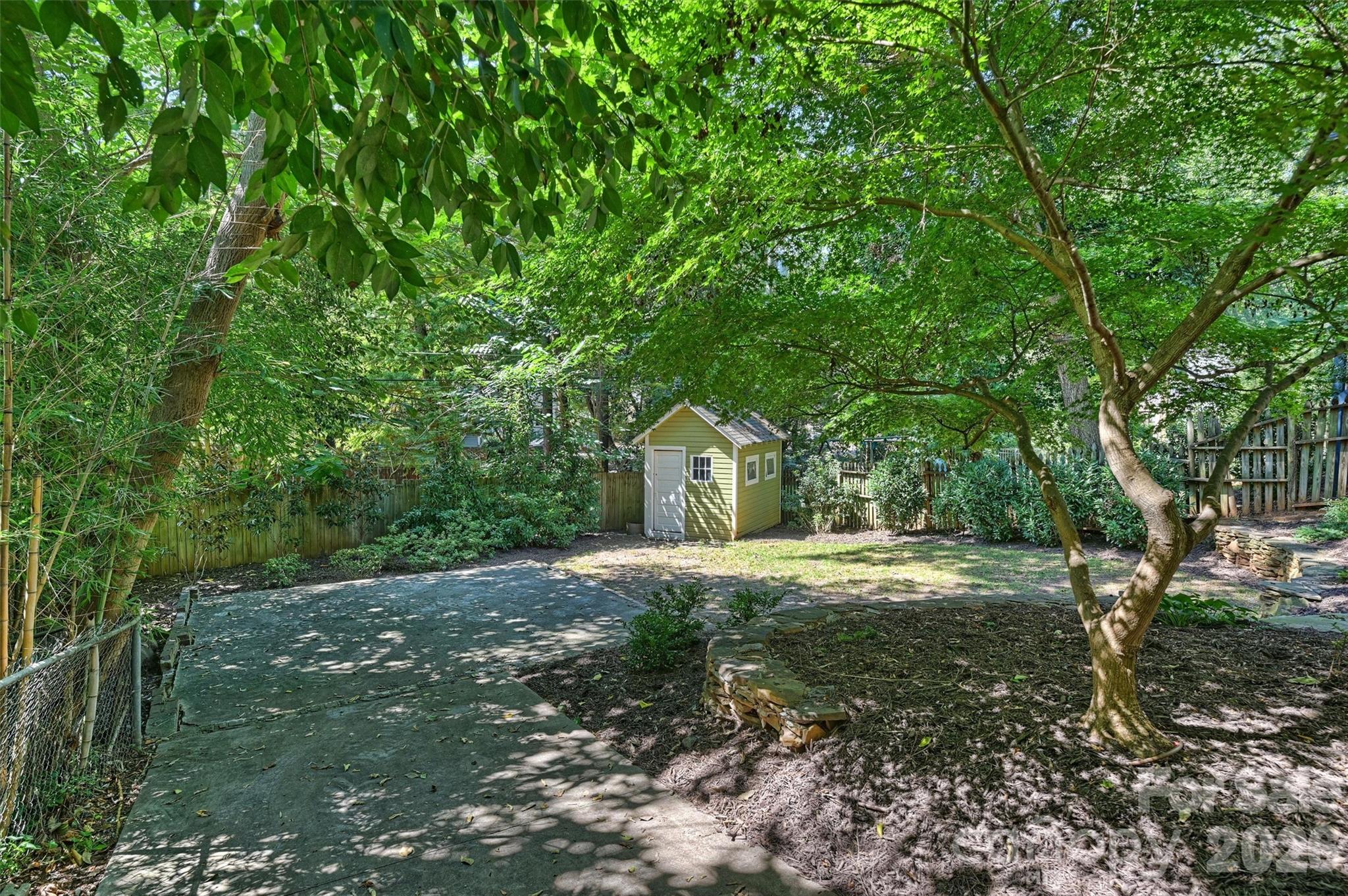 616 E Tremont Avenue Property Photo 43