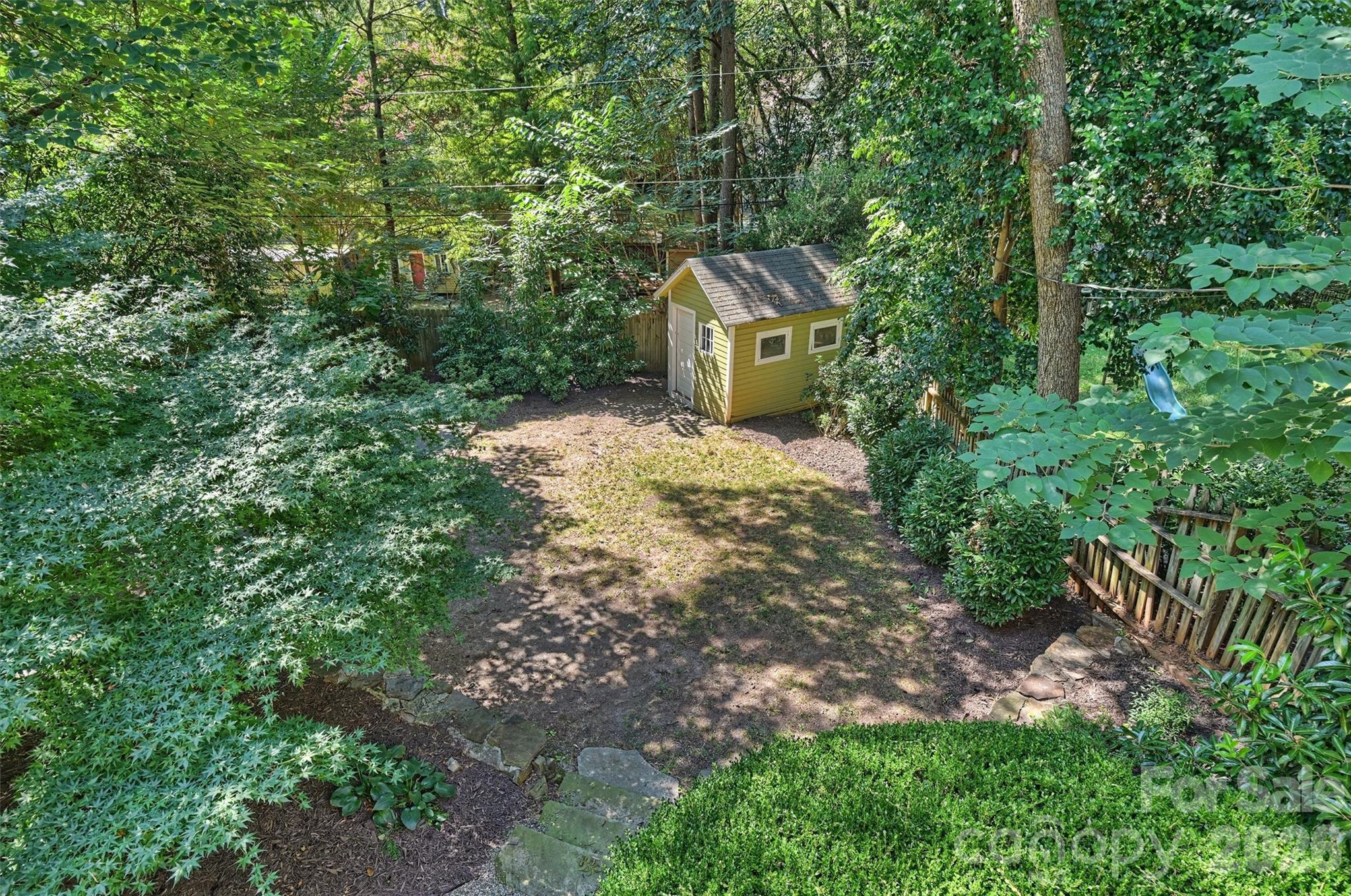 616 E Tremont Avenue Property Photo 45