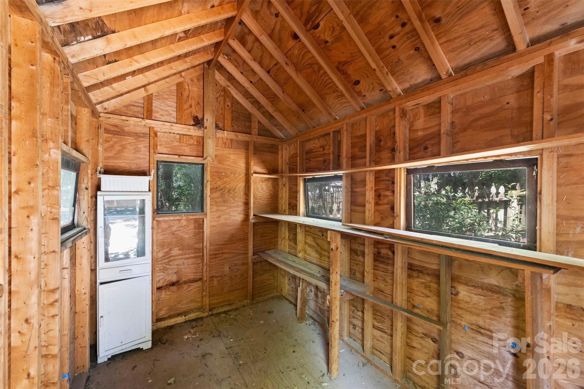 616 E Tremont Avenue Property Photo 46