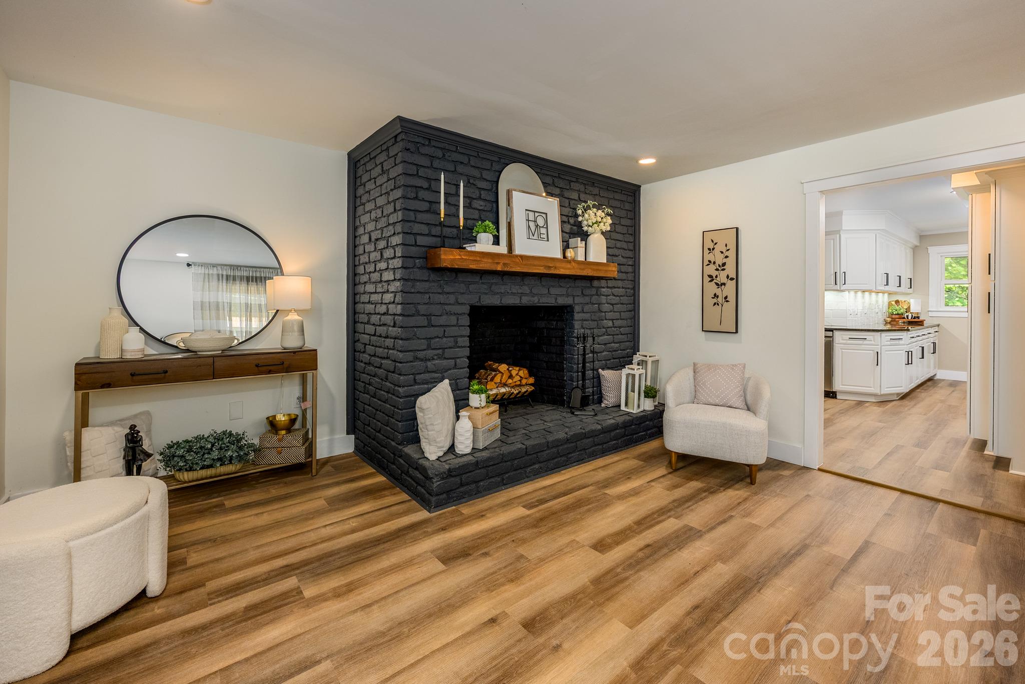 508 Berkshire Drive Property Photo 11