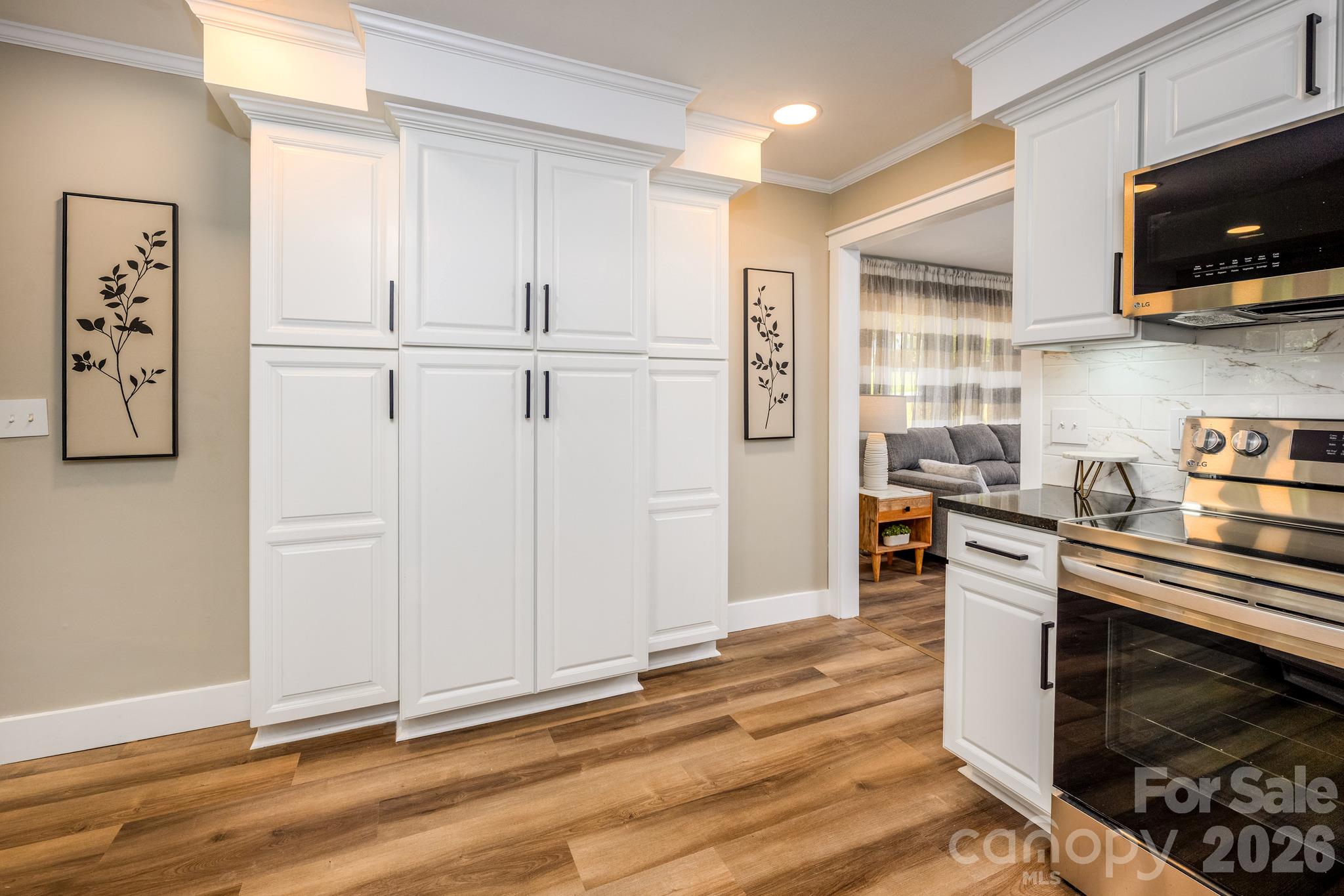 508 Berkshire Drive Property Photo 14