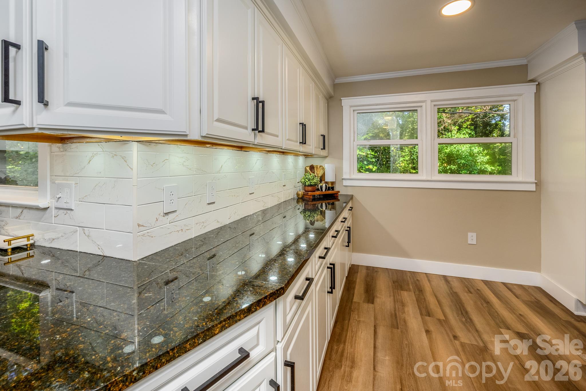 508 Berkshire Drive Property Photo 16