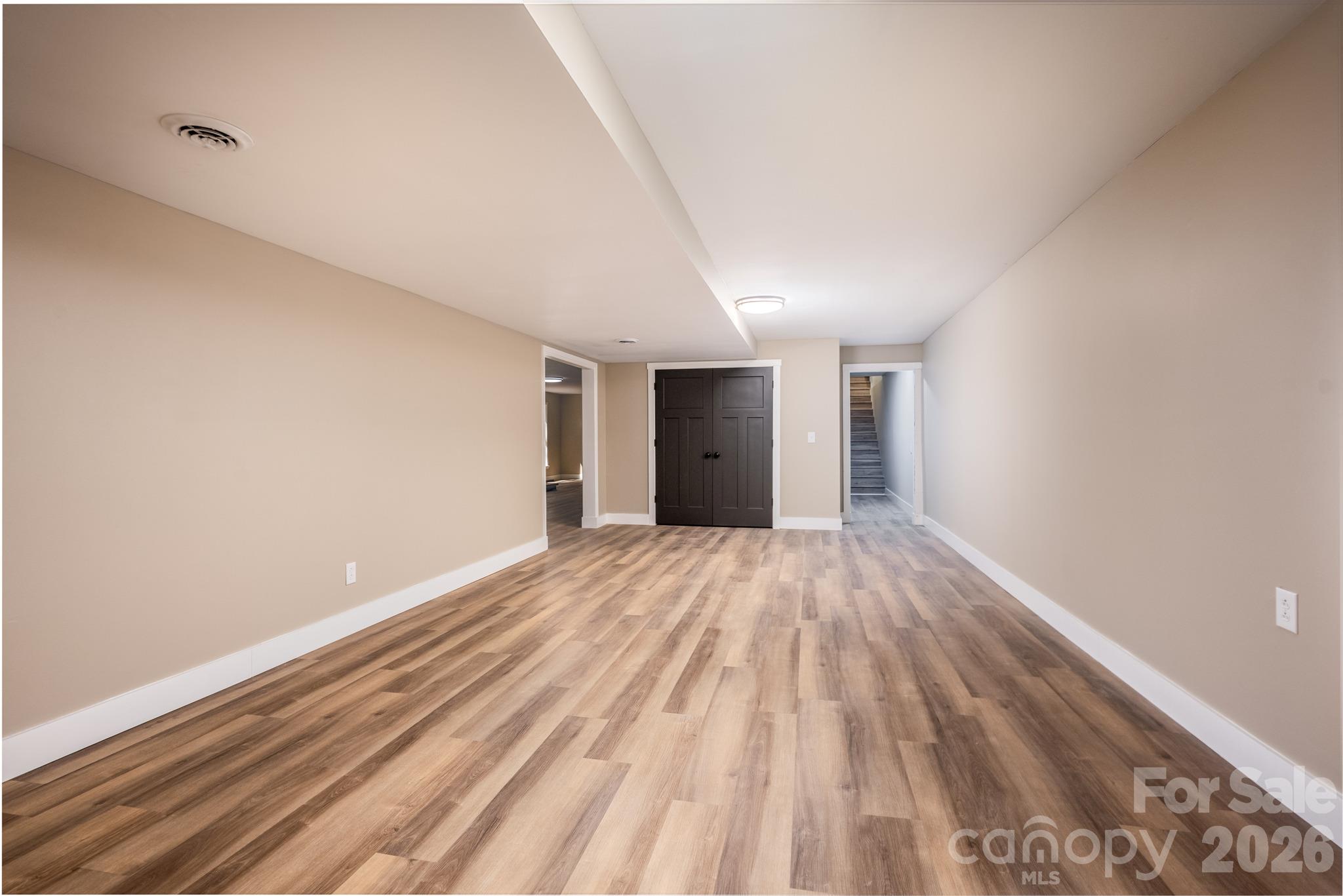 508 Berkshire Drive Property Photo 31