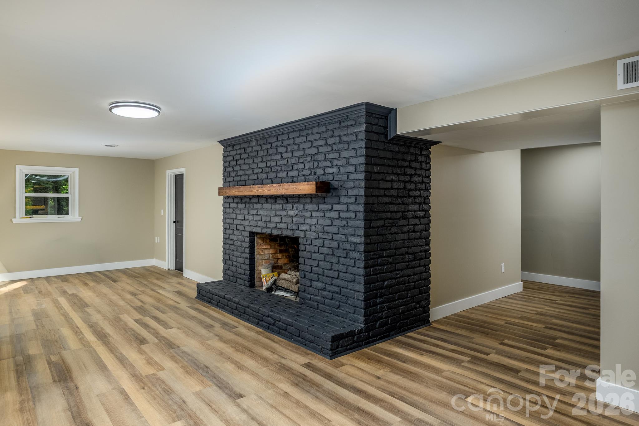 508 Berkshire Drive Property Photo 32