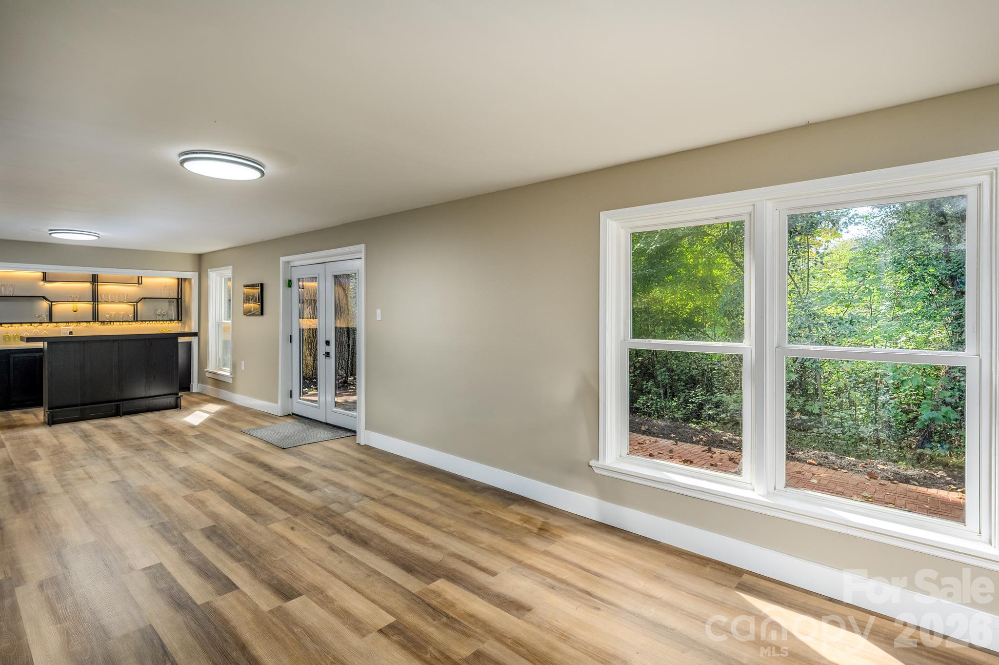508 Berkshire Drive Property Photo 33