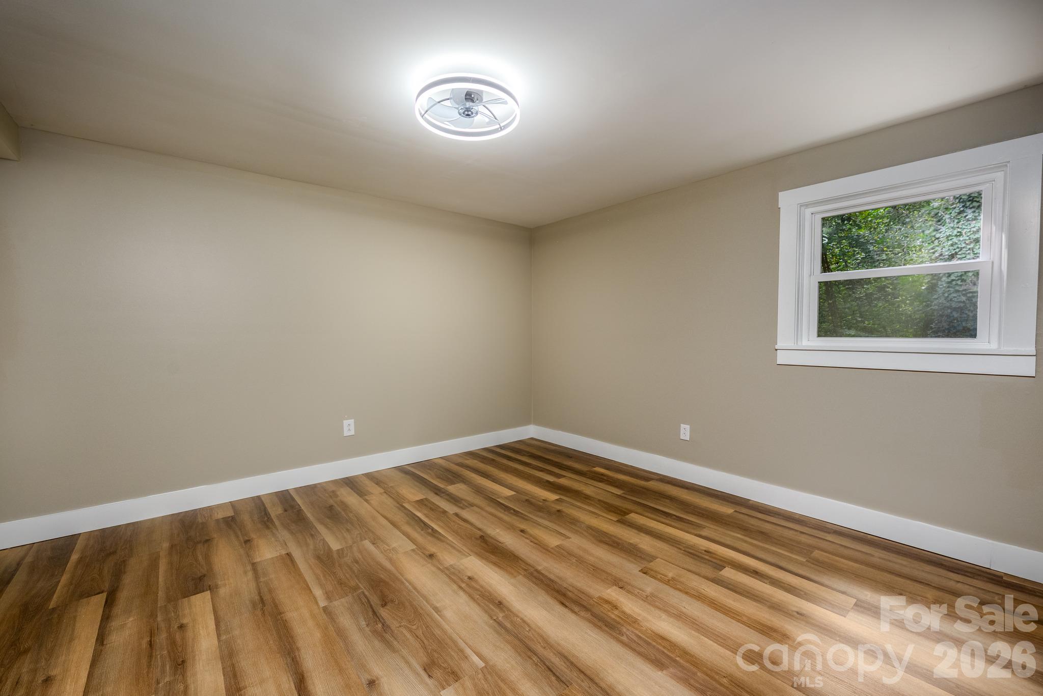 508 Berkshire Drive Property Photo 36