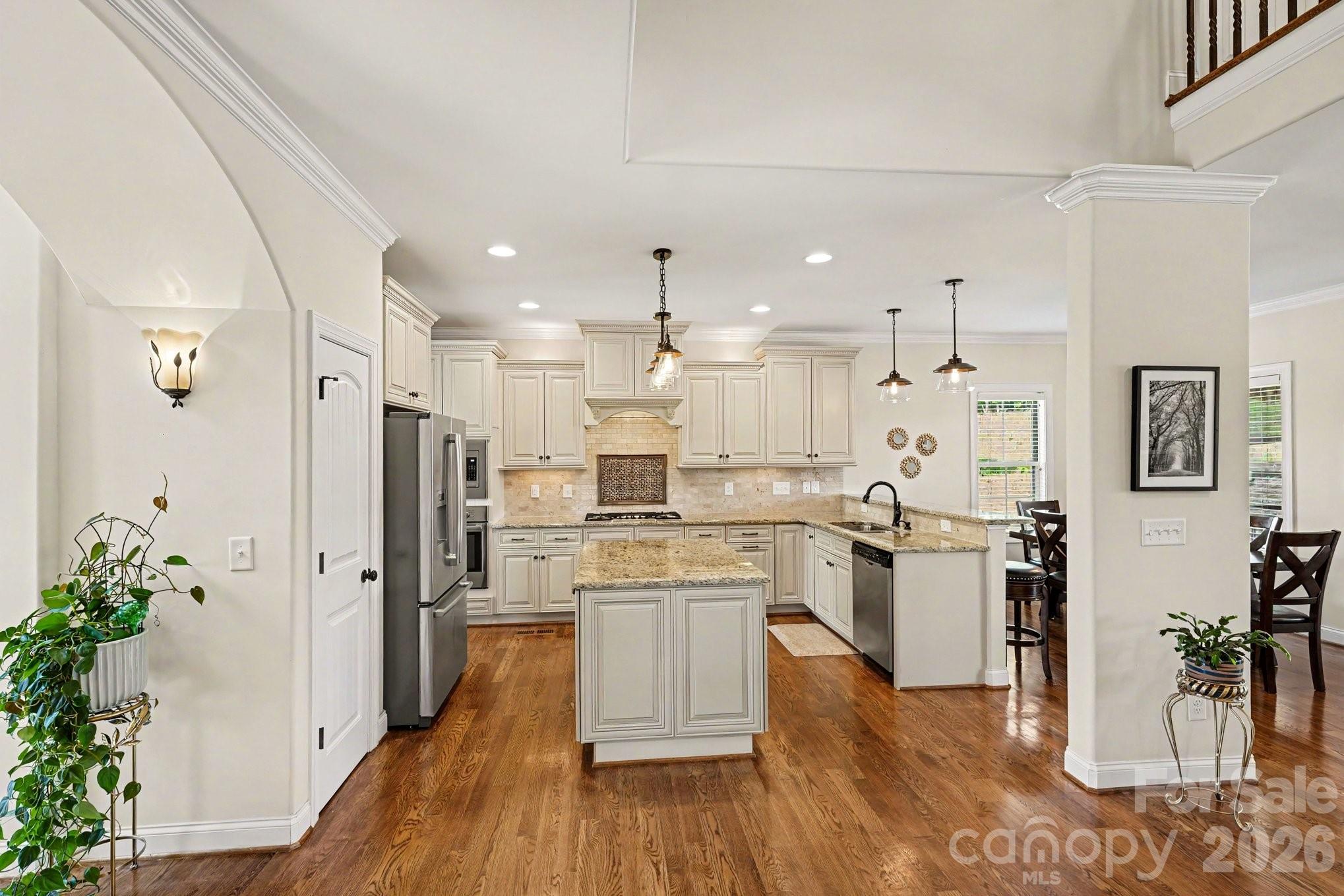489 Lotus Court Property Photo 11