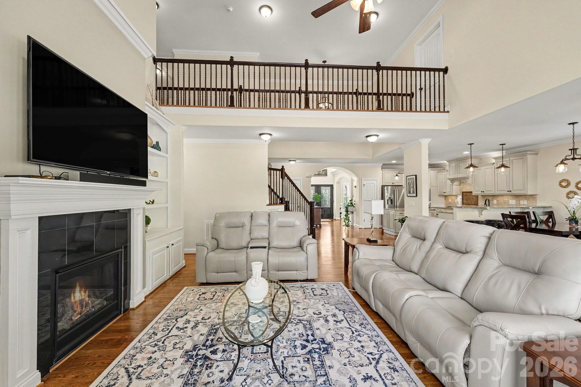 489 Lotus Court Property Photo 14