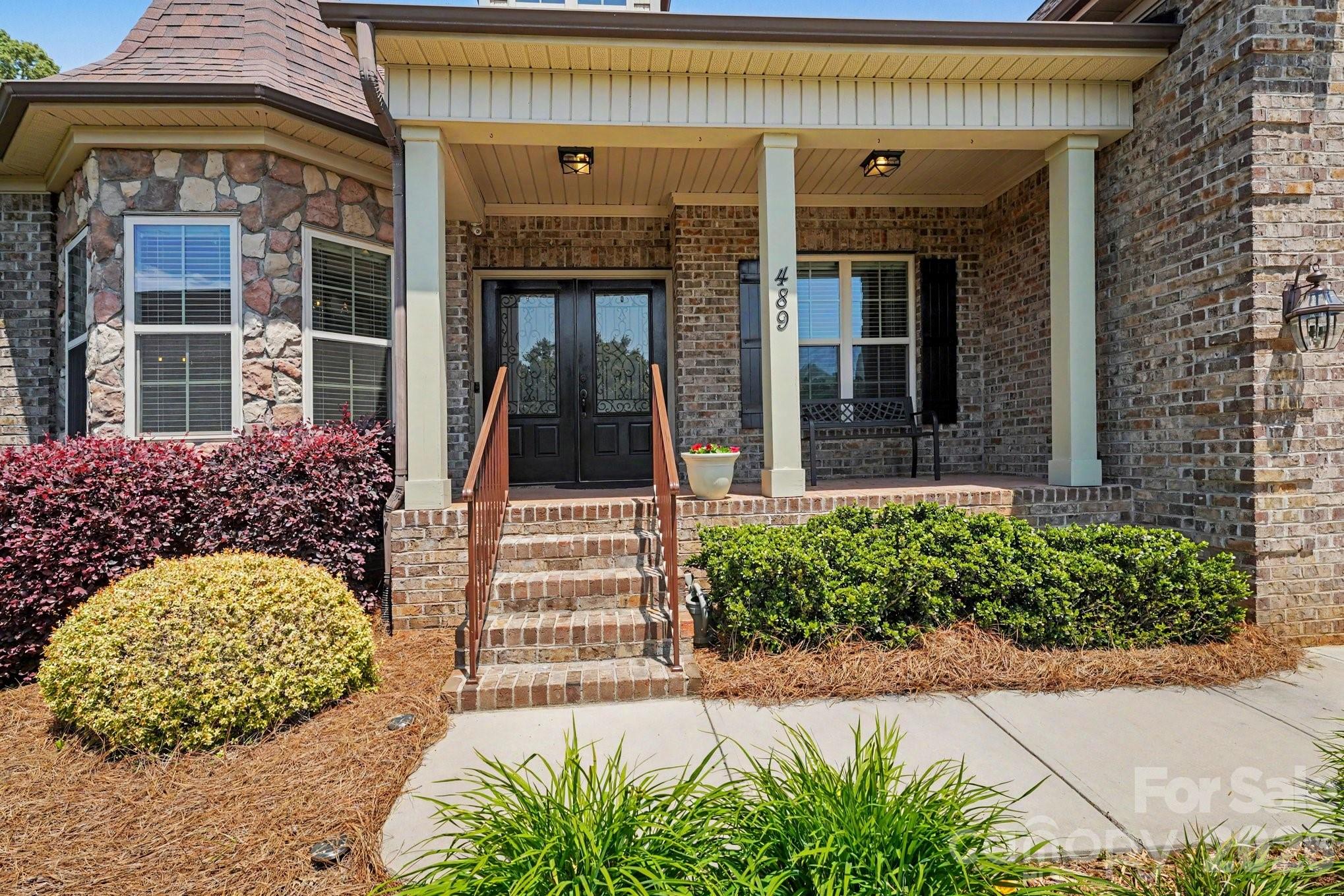 489 Lotus Court Property Photo 36