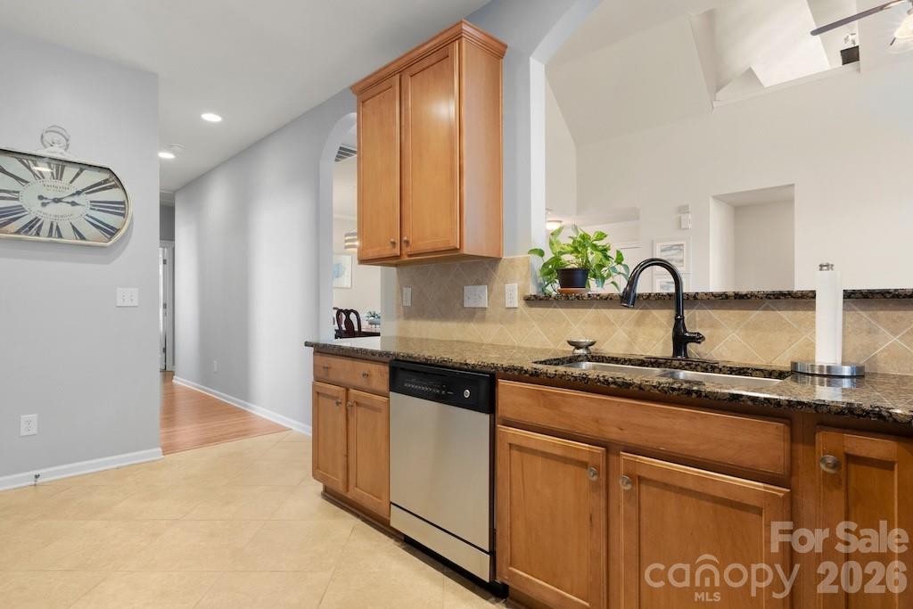 6723 Carrington Pointe Drive Property Photo 13