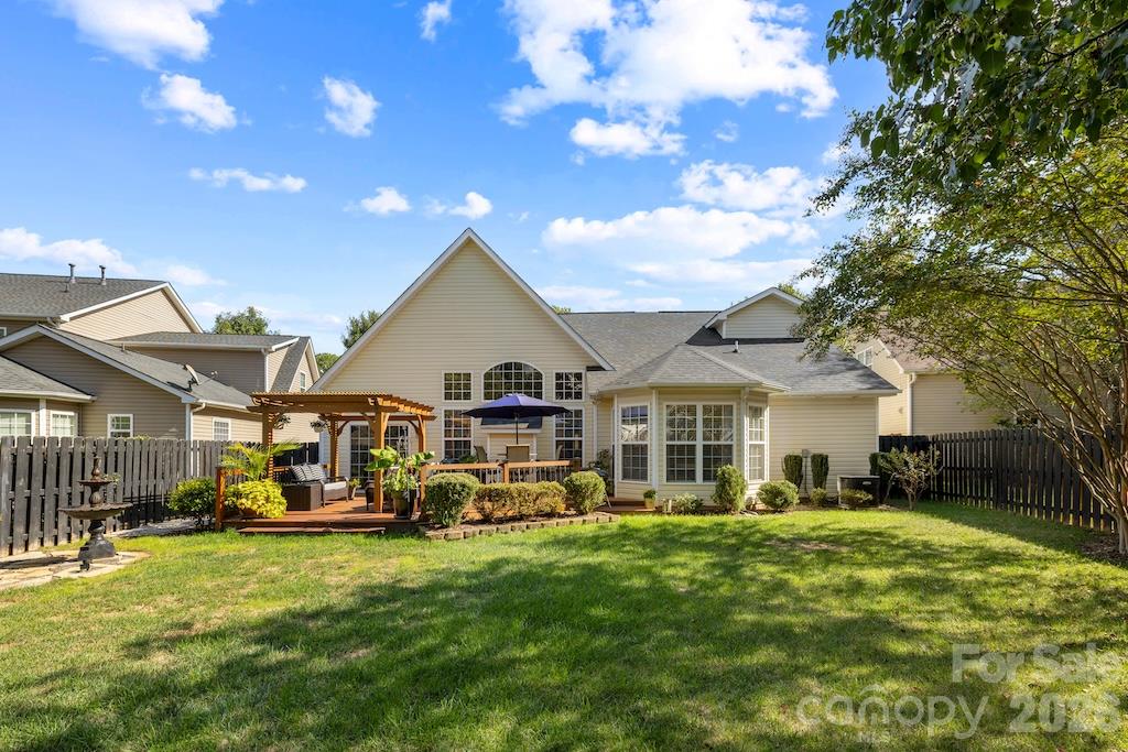 6723 Carrington Pointe Drive Property Photo 35