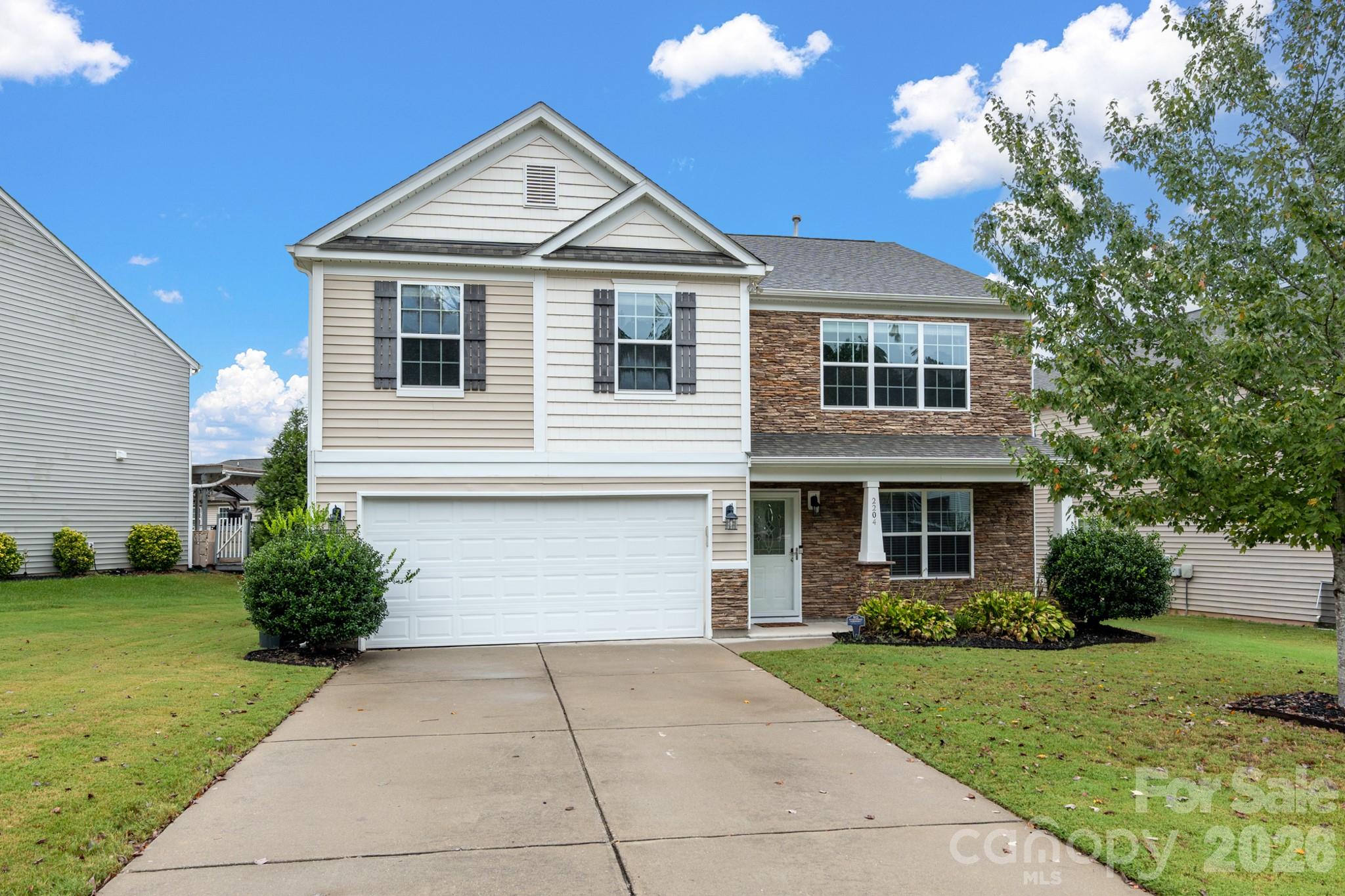 2204 Reid Pointe Avenue Property Photo 1