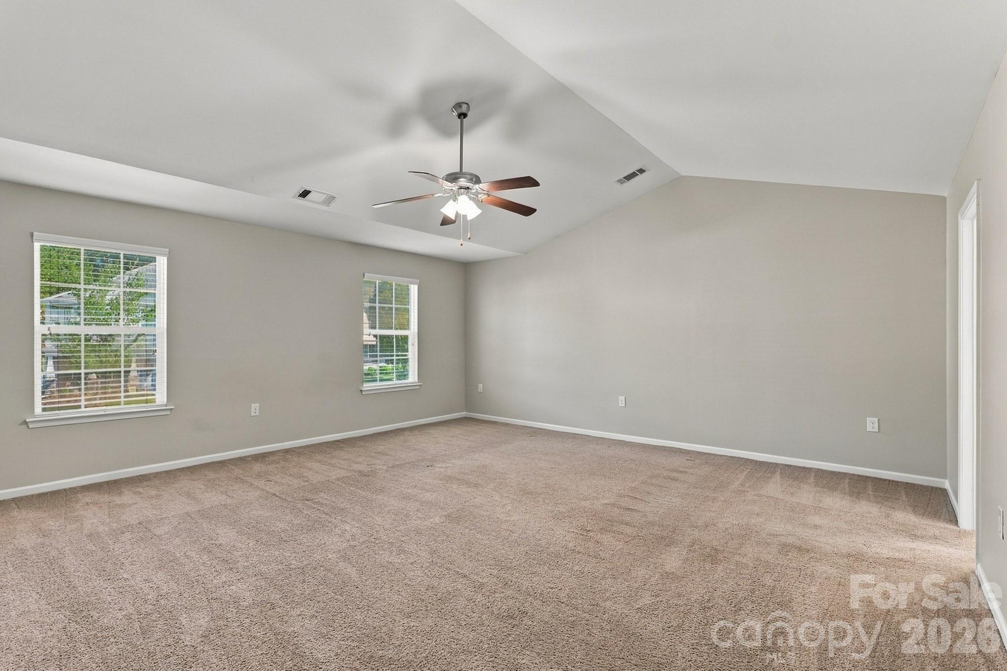2204 Reid Pointe Avenue Property Photo 6