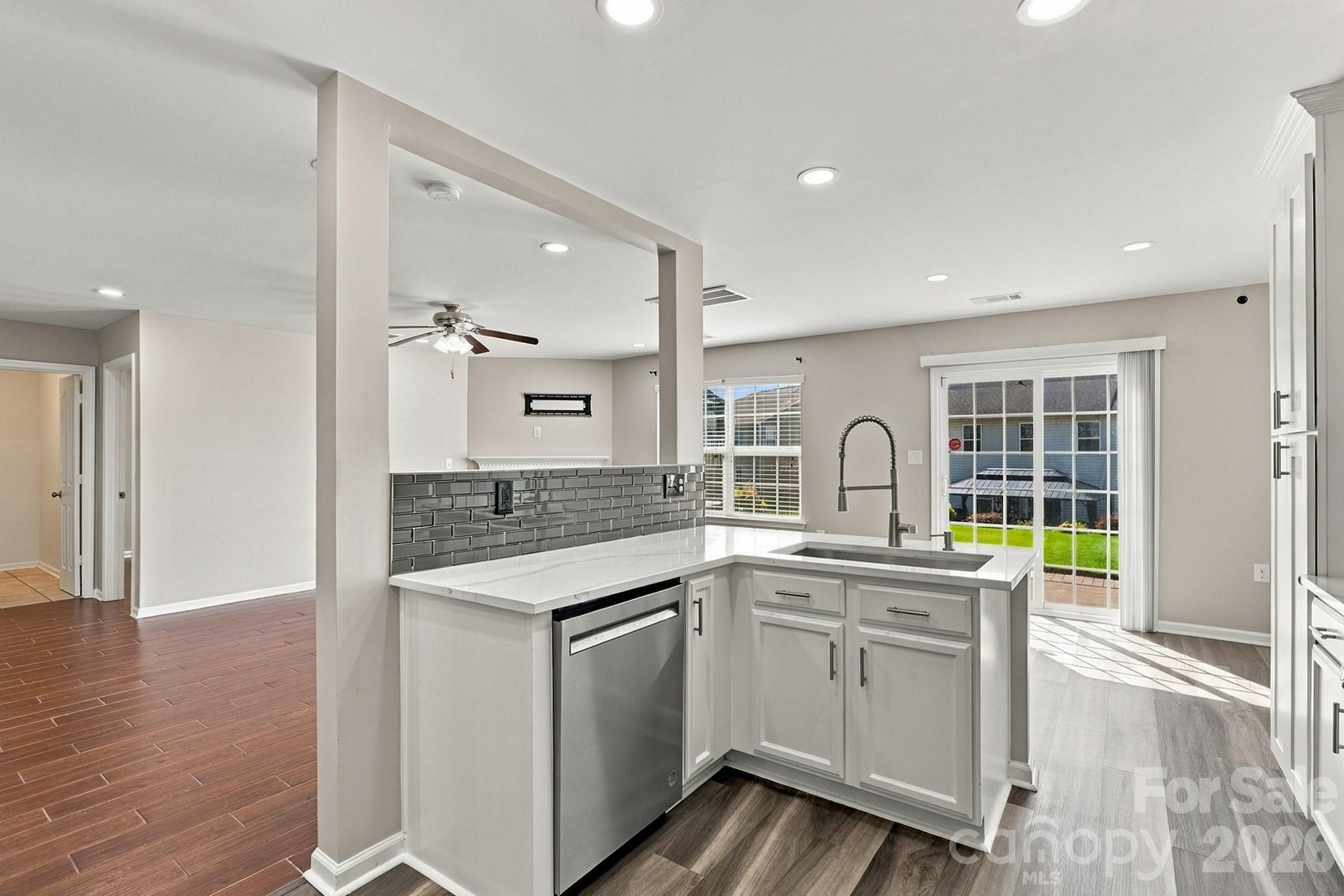 2204 Reid Pointe Avenue Property Photo 16
