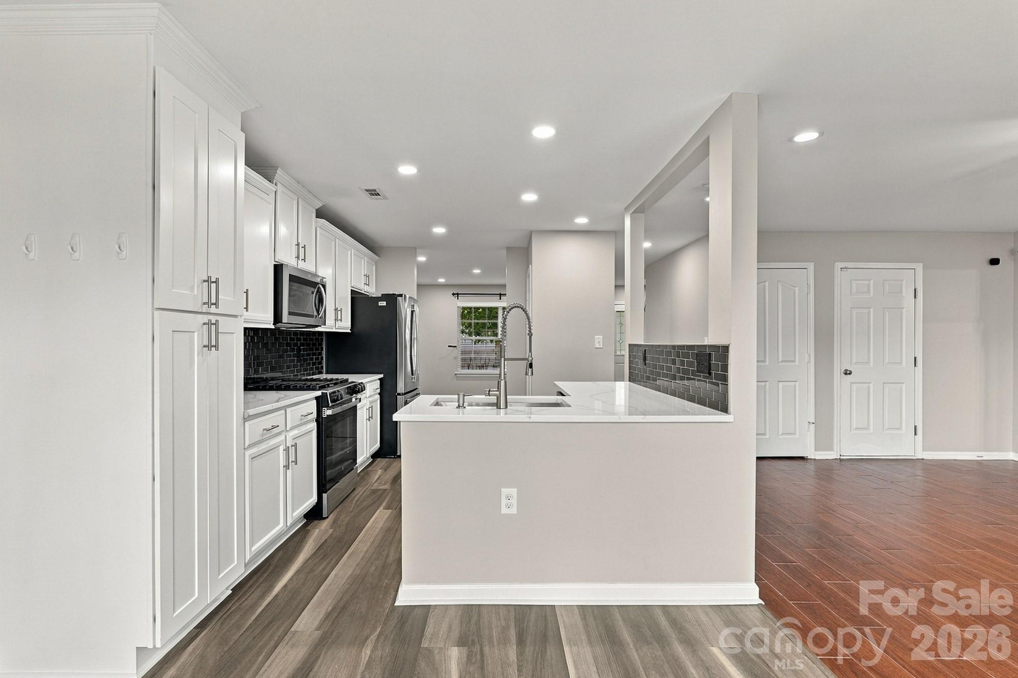 2204 Reid Pointe Avenue Property Photo 19