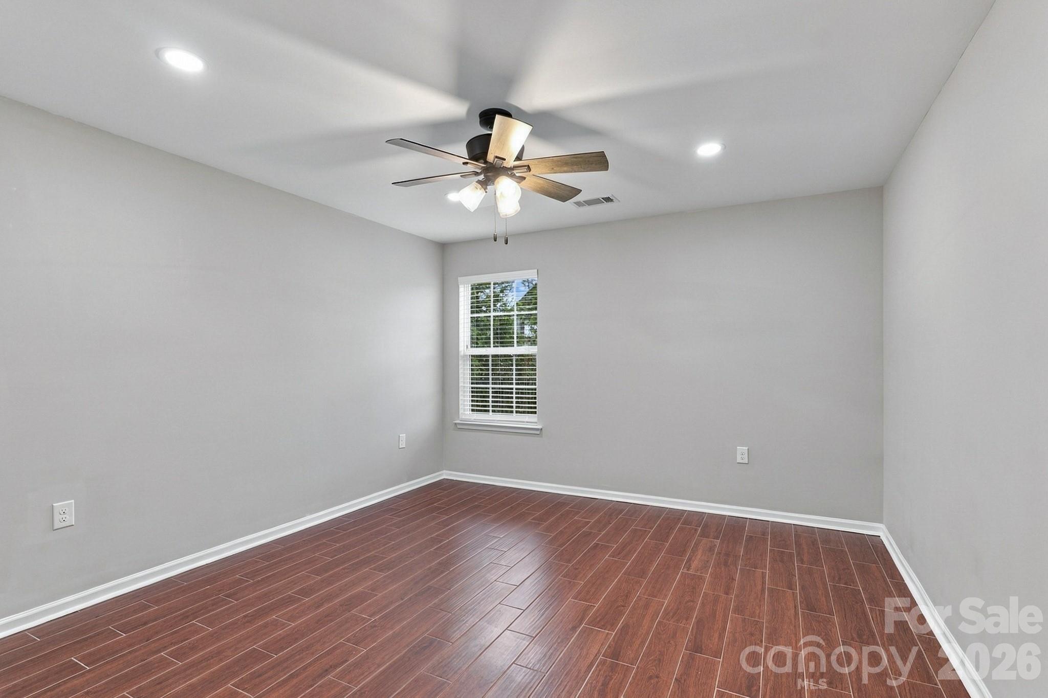 2204 Reid Pointe Avenue Property Photo 24