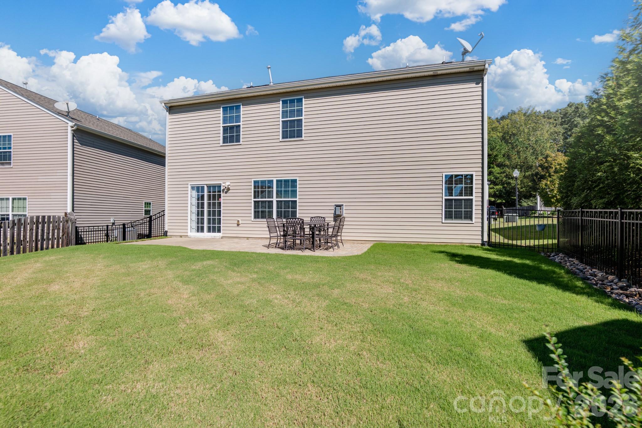 2204 Reid Pointe Avenue Property Photo 45
