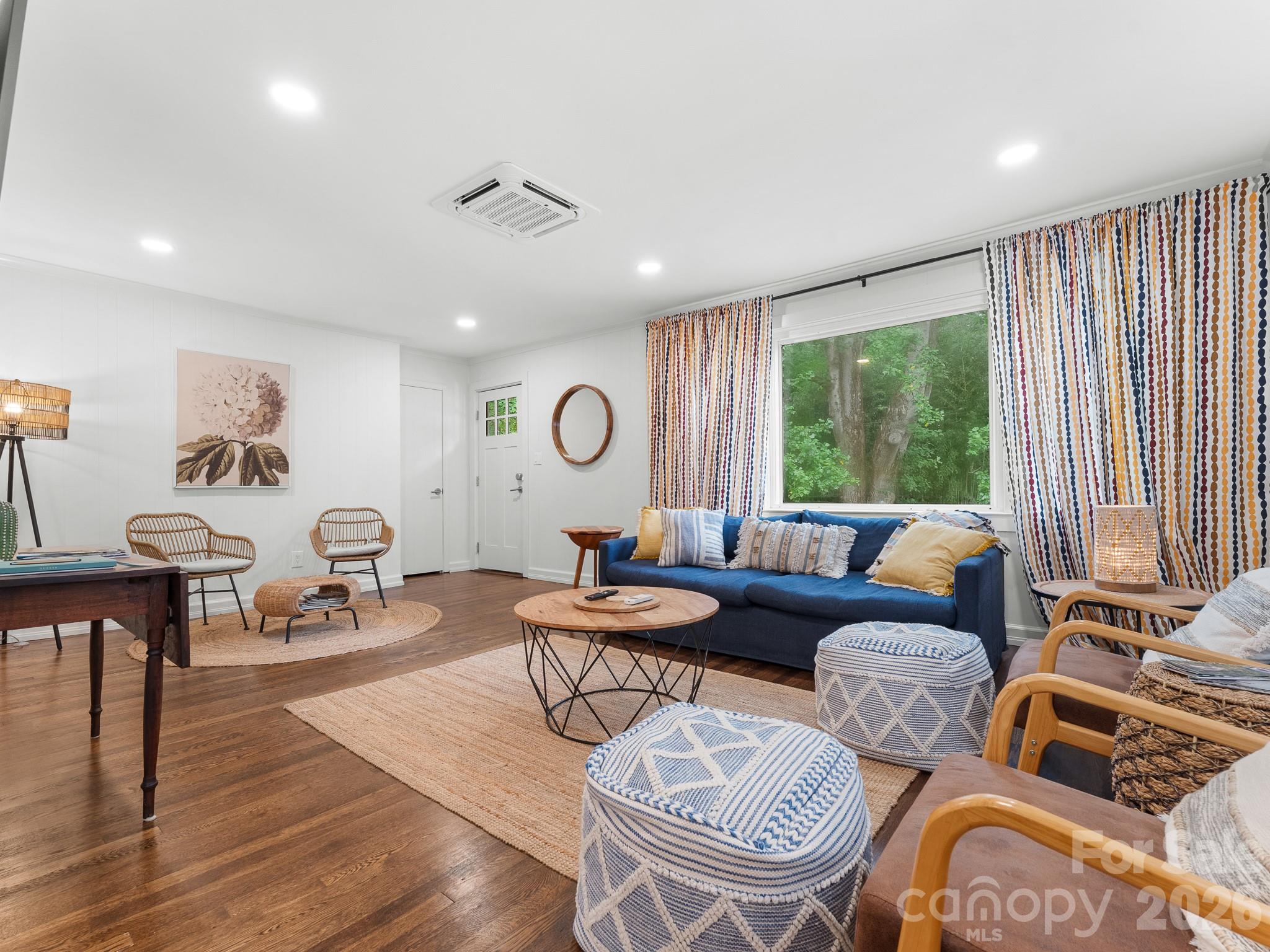 105 Robinson Avenue Property Photo 3