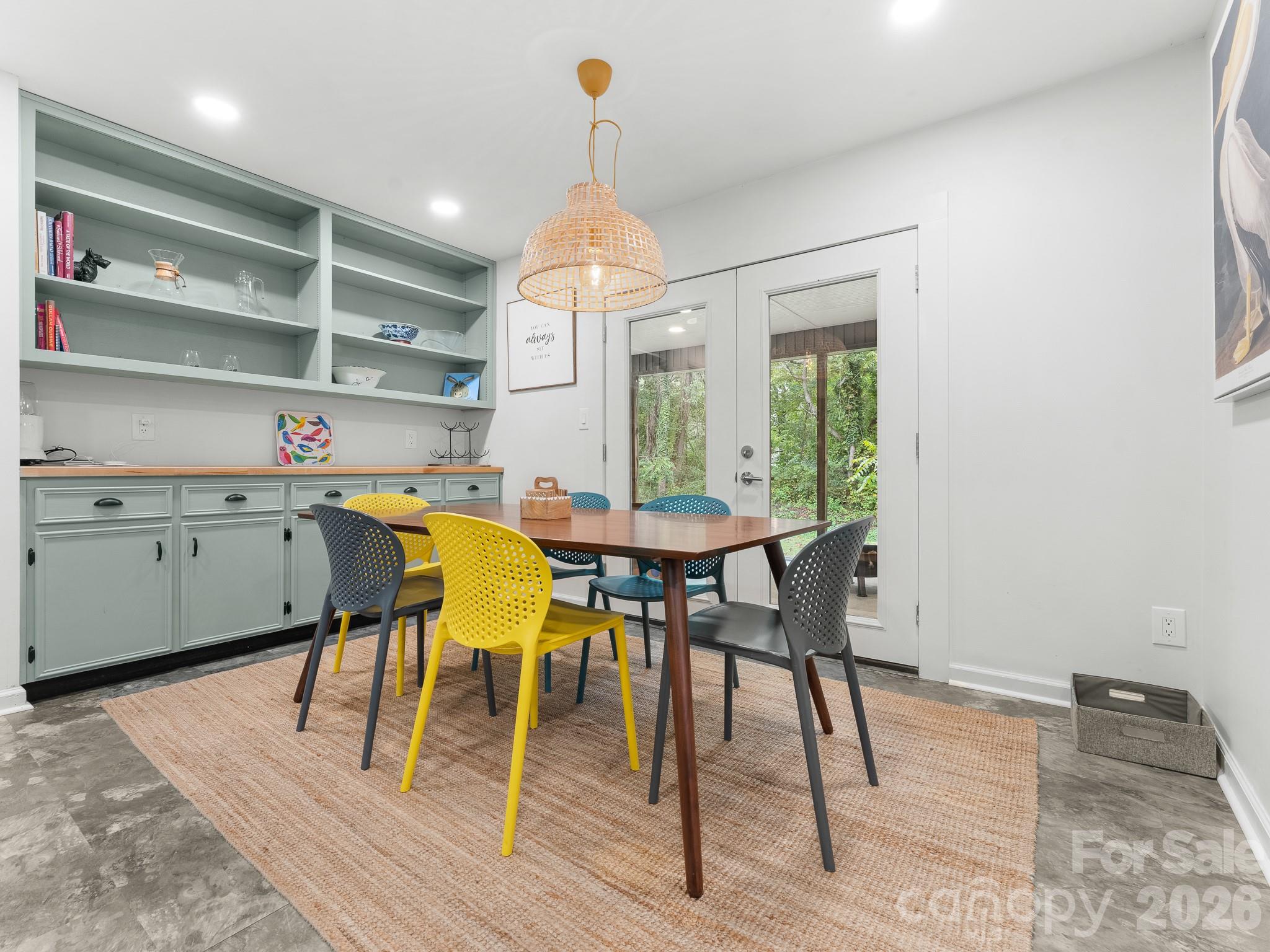 105 Robinson Avenue Property Photo 12