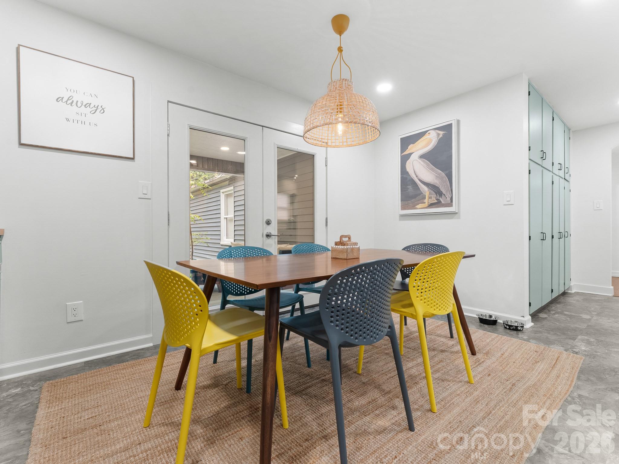 105 Robinson Avenue Property Photo 30