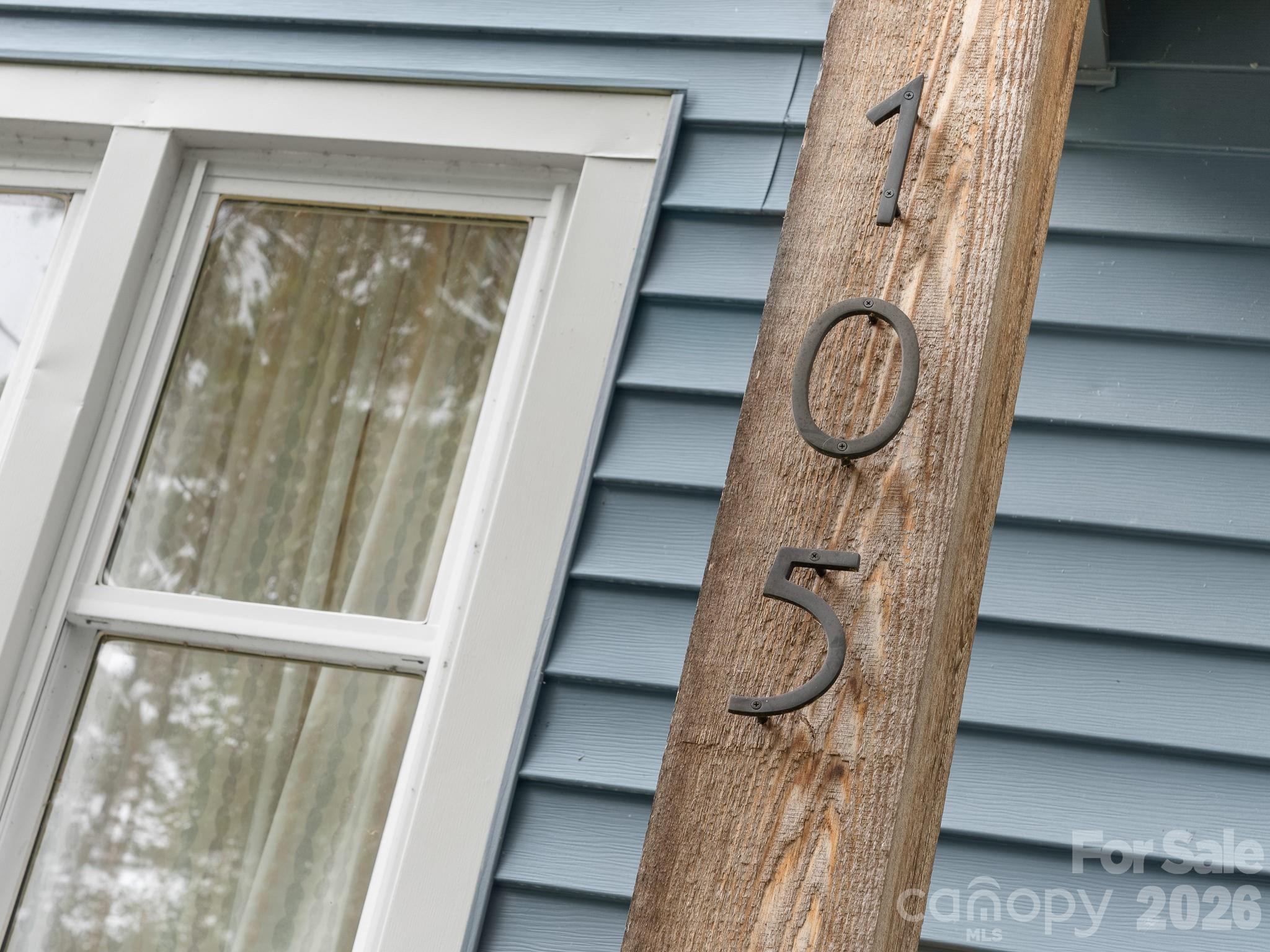 105 Robinson Avenue Property Photo 37